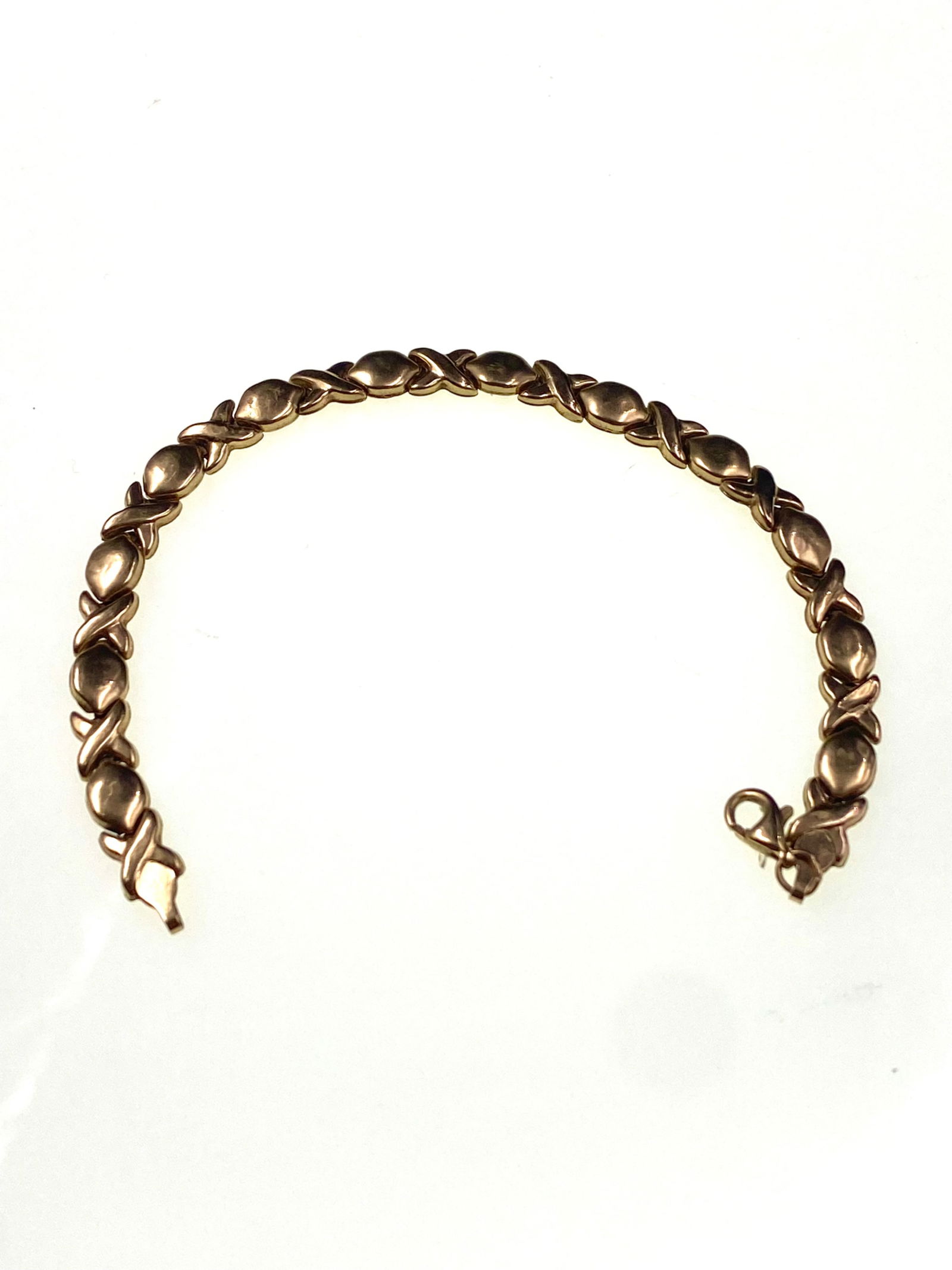 10K Gold XO Link Bracelet (1 of 6)