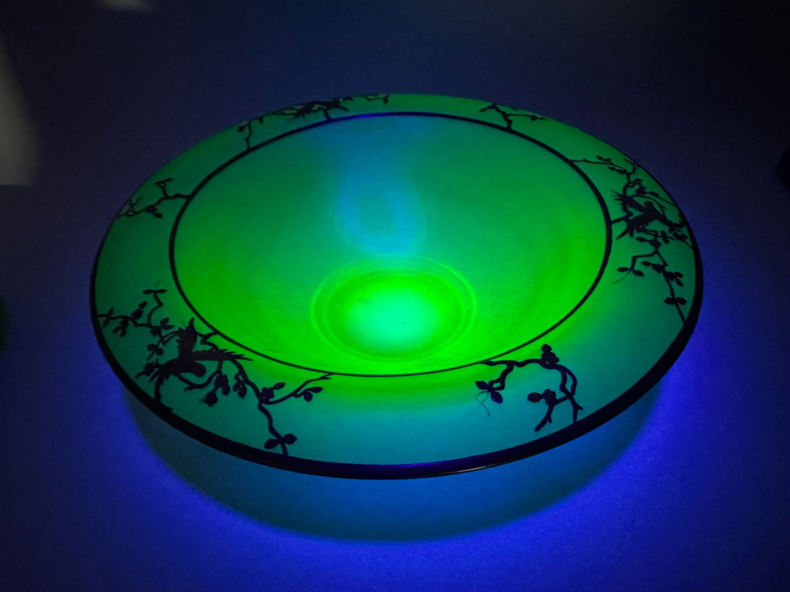 Two Tiffin Green Satin Uranium Glass Bowls (1 of 16)
