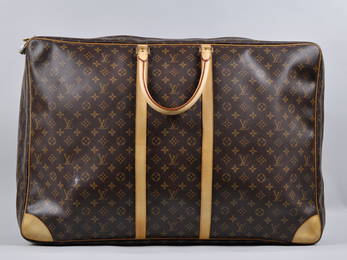 Louis Vuitton Travel Sirius 70 Bag