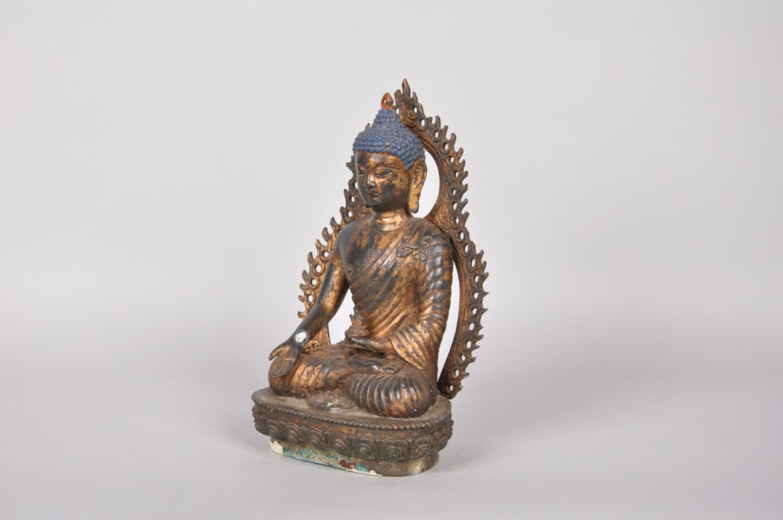 Bronze Seated Shakyamuni Statue (1 of 8)