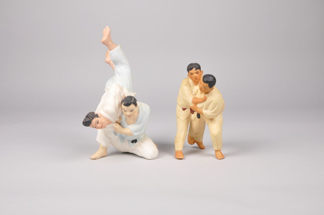 Two Martial Arts Japanese Hakata Dolls (1 of 8)
