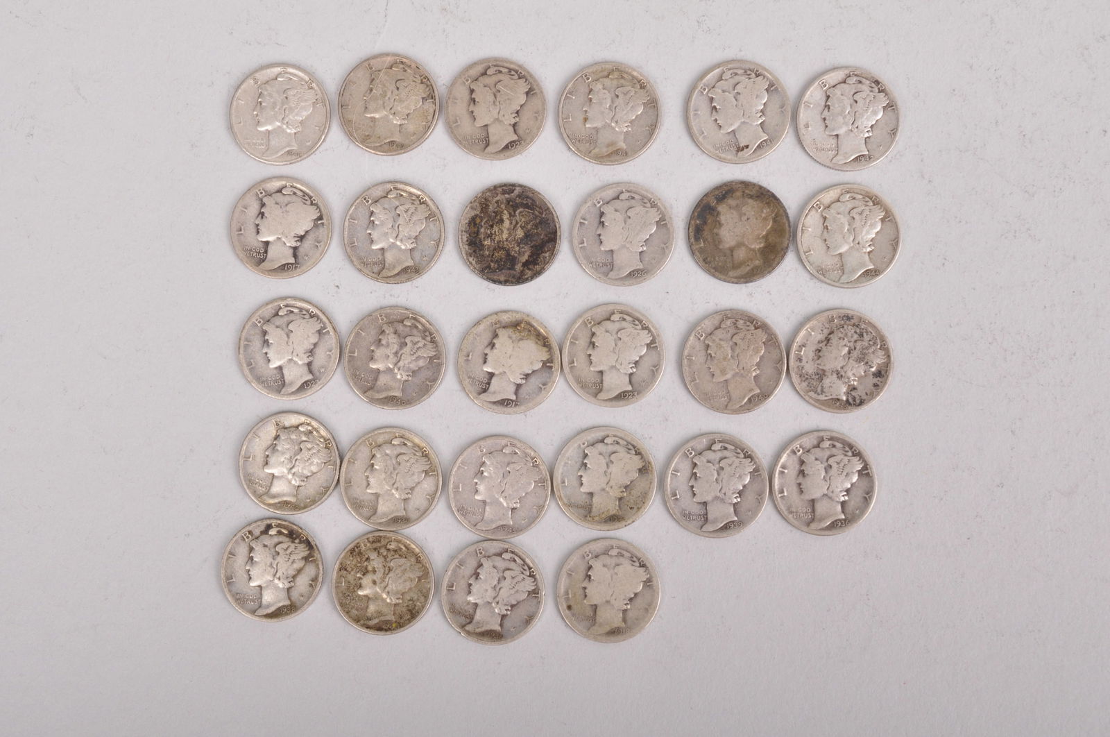 Assorted Silver Mercury Dimes (1 of 11)