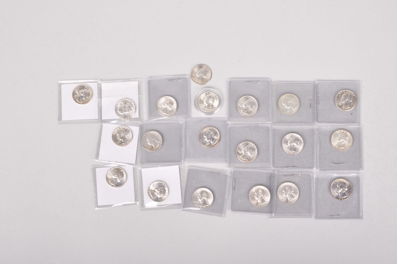 Assorted Silver Washington Quarters (1 of 14)