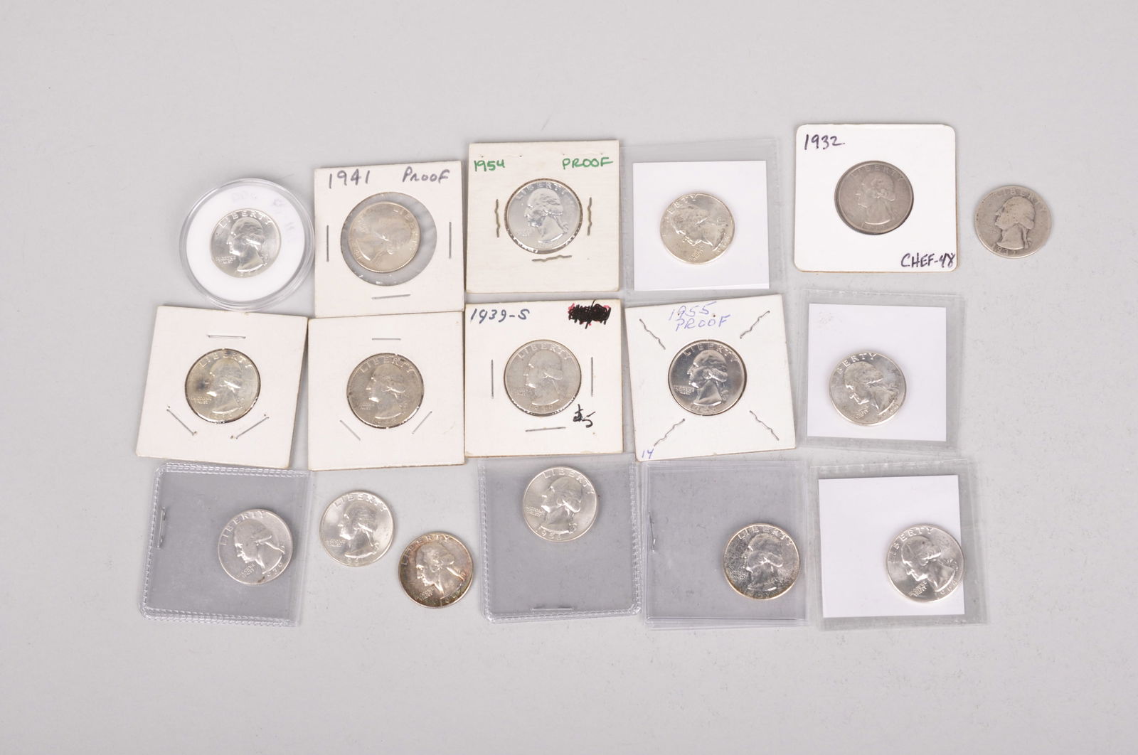 Assorted Silver Washington Quarters (1 of 12)