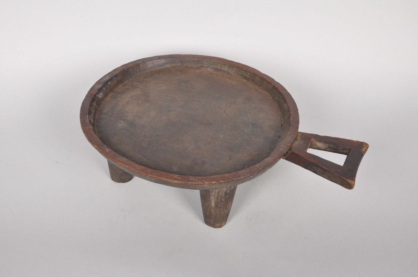 African Nigeria Carved Wooden Tray: Origin: Nupe Tribe, Nigeria, Africa, mid 20th century