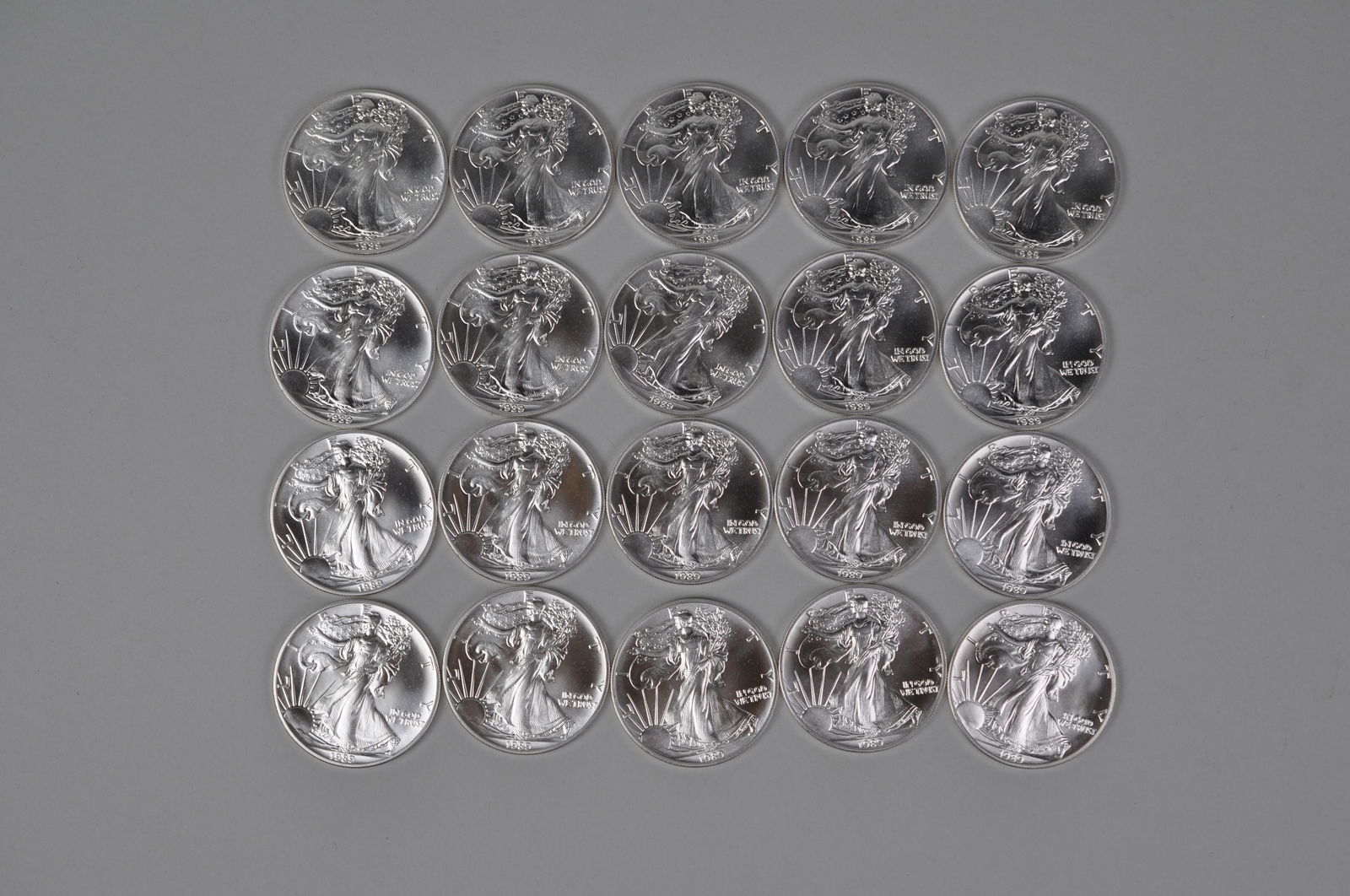 Green Mint Tube of 1989 American Silver Eagles (1 of 9)