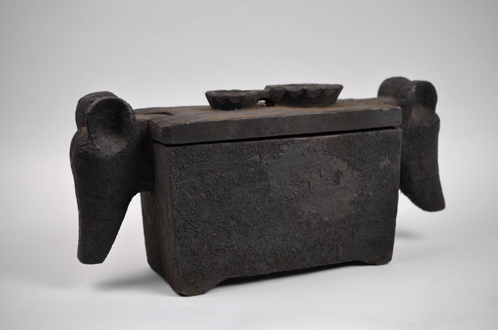Punamhan Lfugao Ritual Box: Origin: Philippines Dimensions: