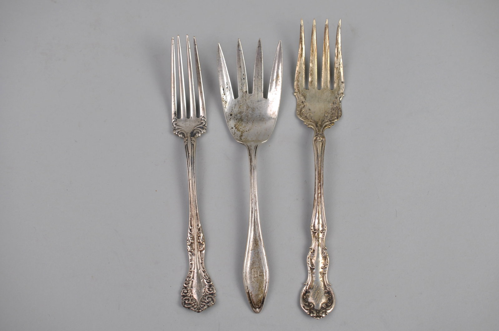 Sterling Silver Forks: Metal: Sterling Silver Manufacturer:?Various Dimensions:?Various Weight:</