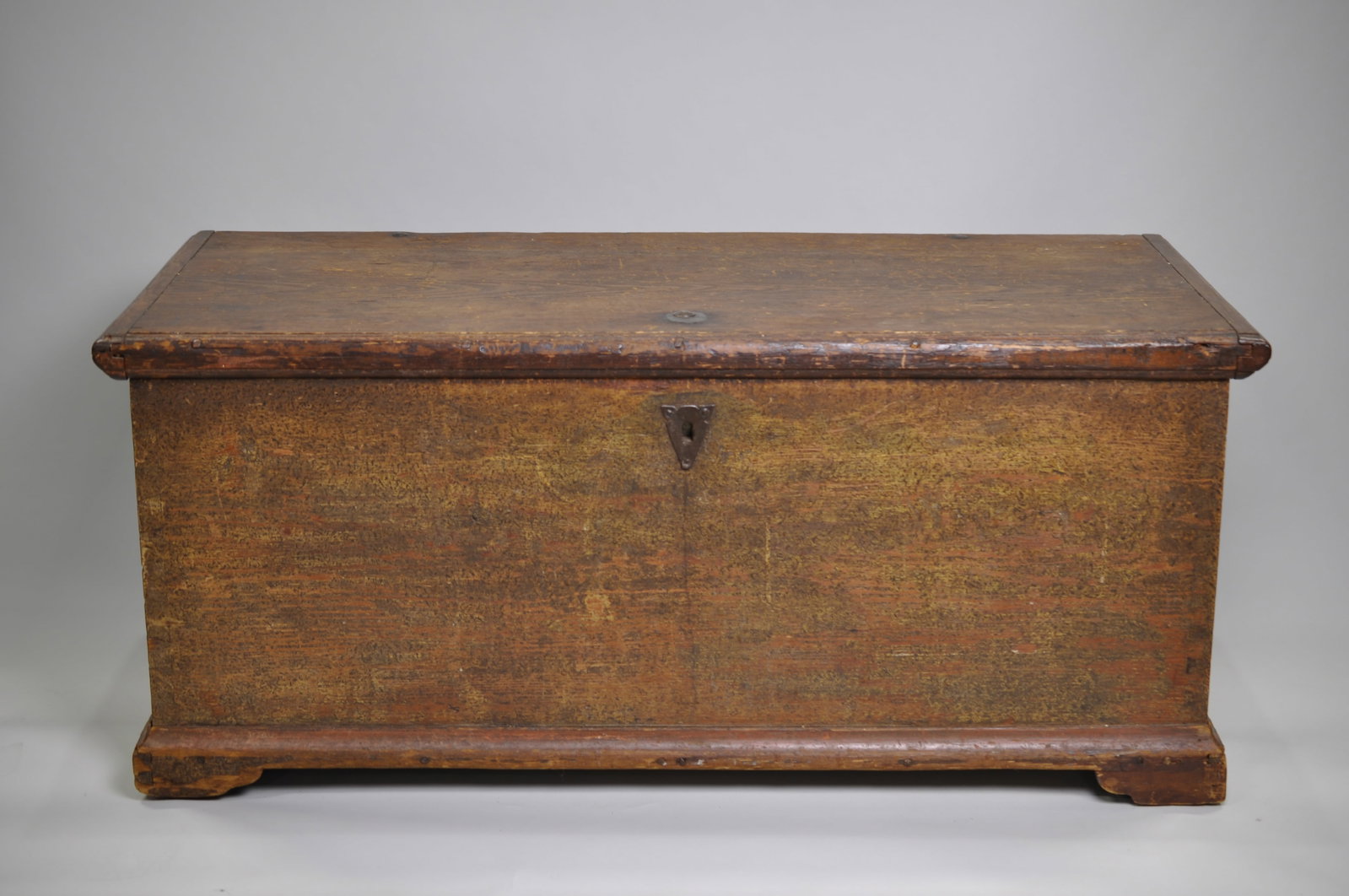 Wooden Blanket Chest with Forged Iron Hinges (1 of 20)