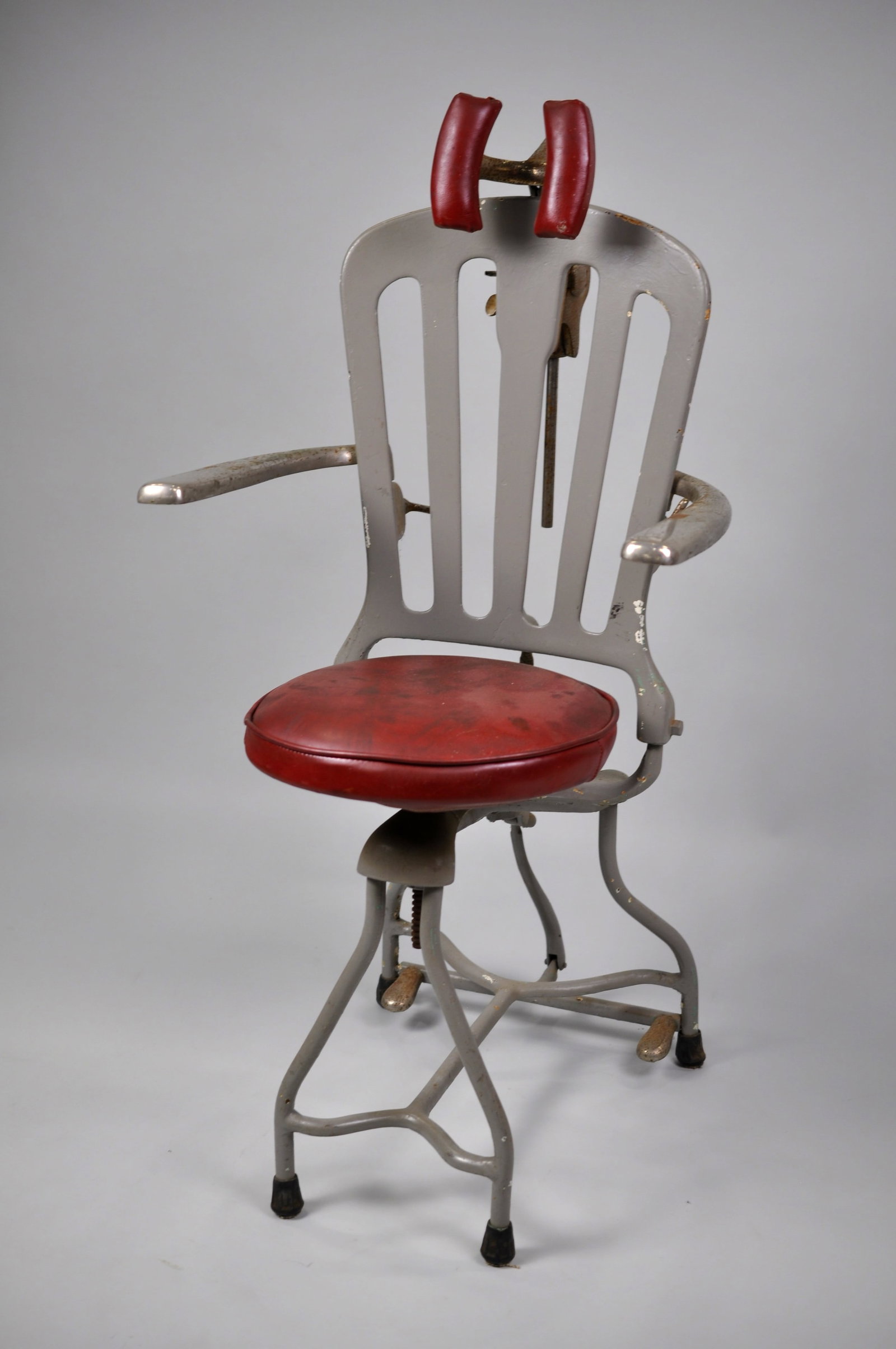 Antique Dental Chair: Origin:?Early 20th Century- United States Dimensions:?Approx. 42 1/2x18 1/2" Condition:?Chair has Small Enamel?C