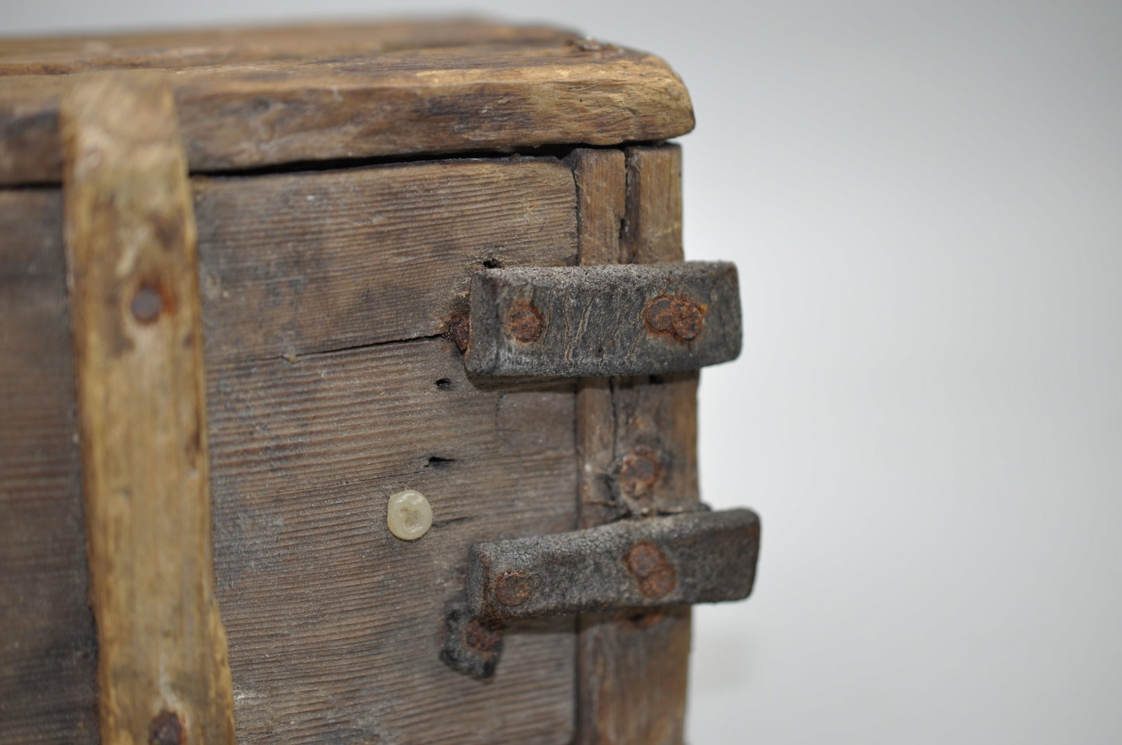 Primitive Cricket Box - 8