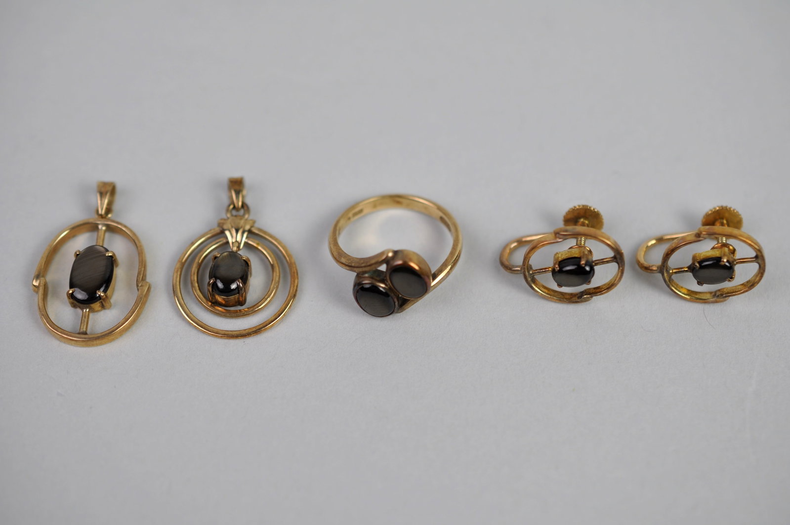 14k Gold Black Star Sapphire Jewelry Set (1 of 20)