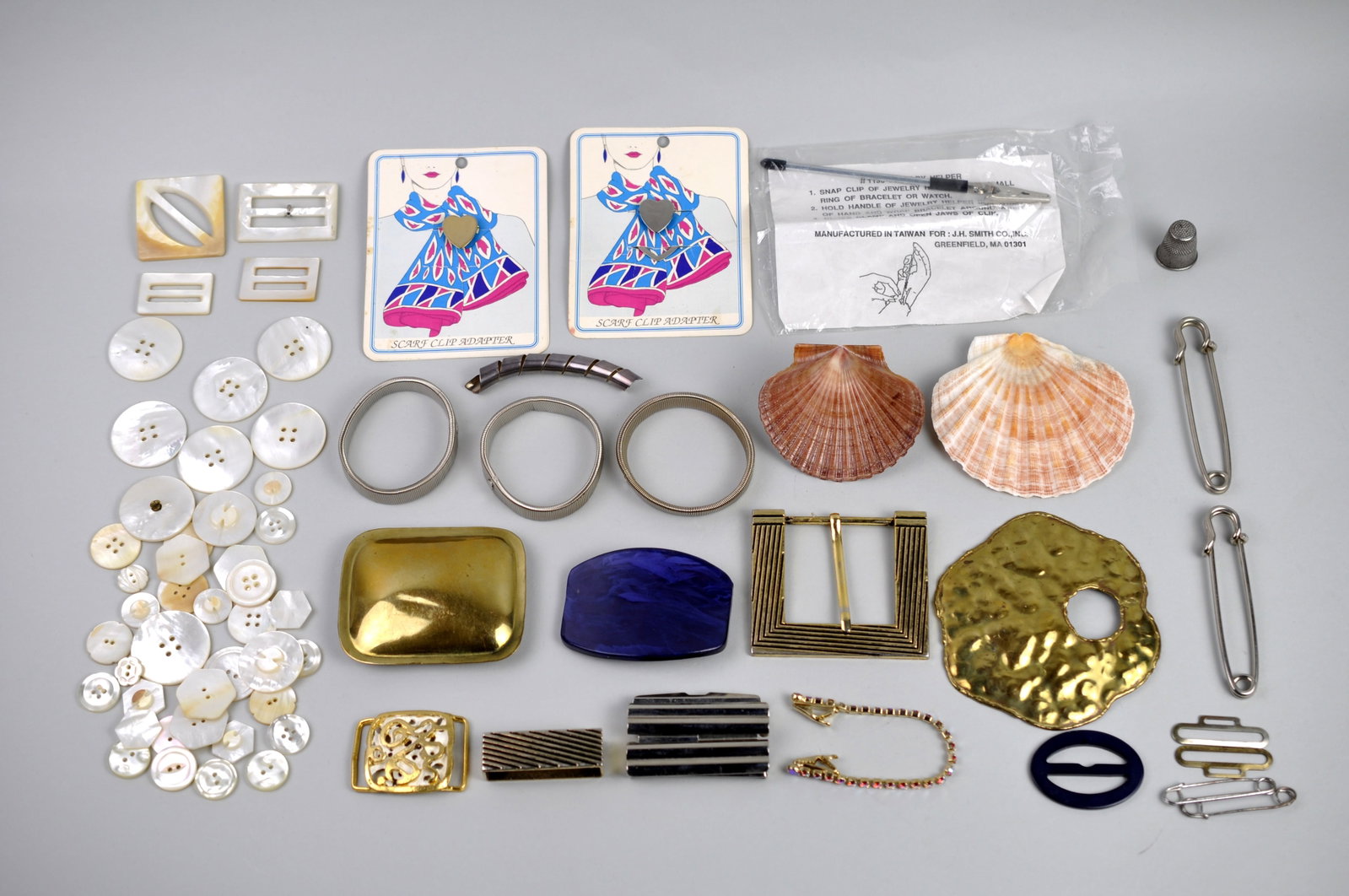 Mother of Pearl Shell Metal Buttons Buckles Accessories (1 of 20)