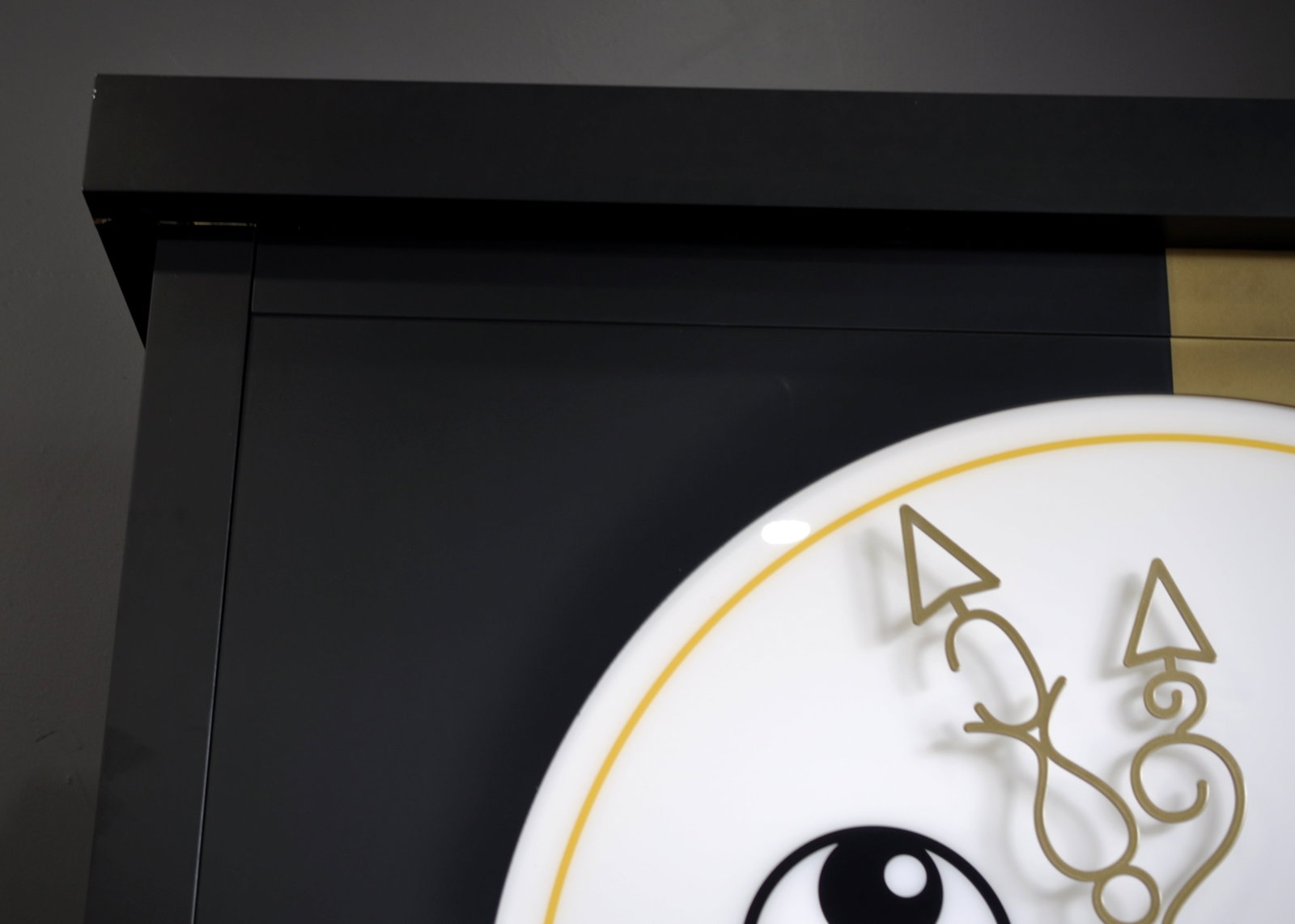 FOA Schwarz Store Face Clock - 11