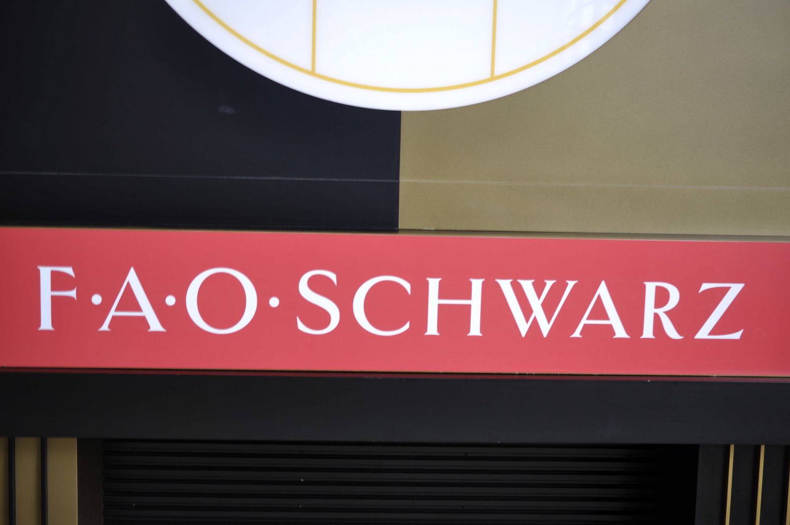FOA Schwarz Store Face Clock - 8