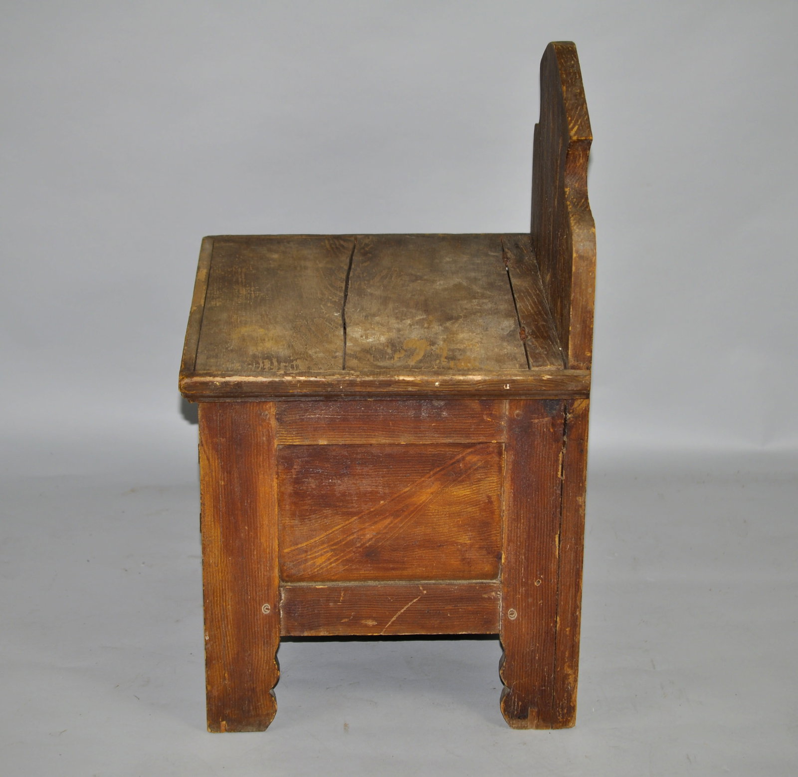 Primitive Wooden Bedside Commode - 9