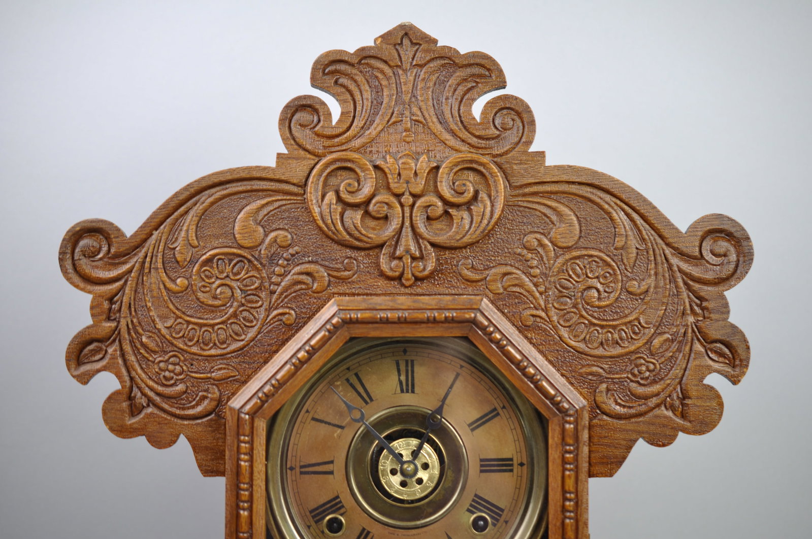 E. Ingraham Gingerbread Clock - 2