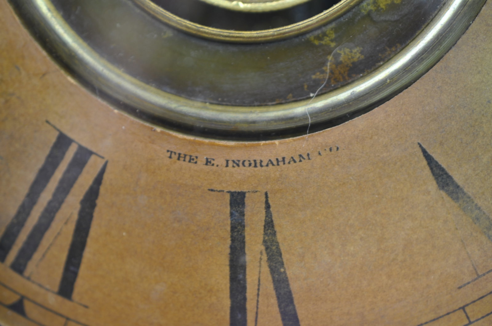 E. Ingraham Gingerbread Clock - 5