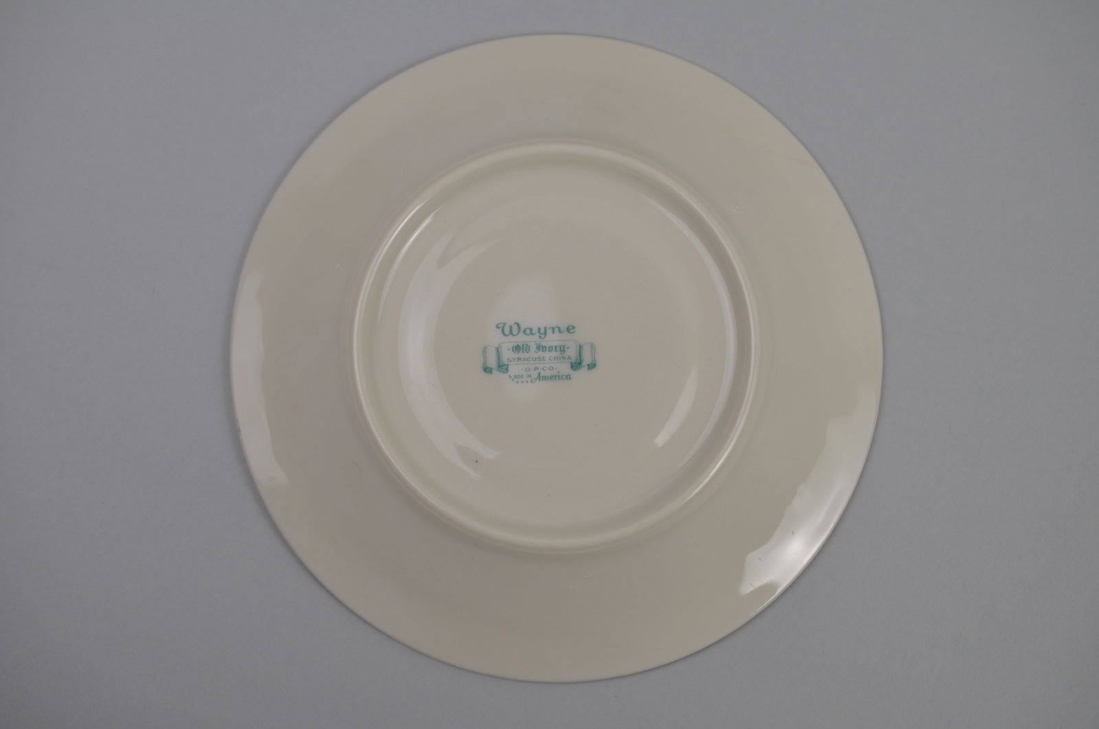 Wayne Syracuse China 19 Teacups & Saucers - 13