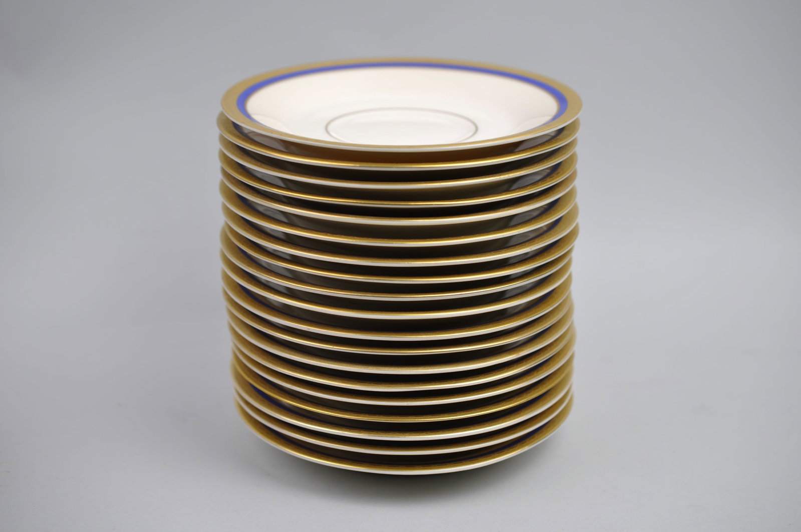 Wayne Syracuse China 19 Teacups & Saucers - 19
