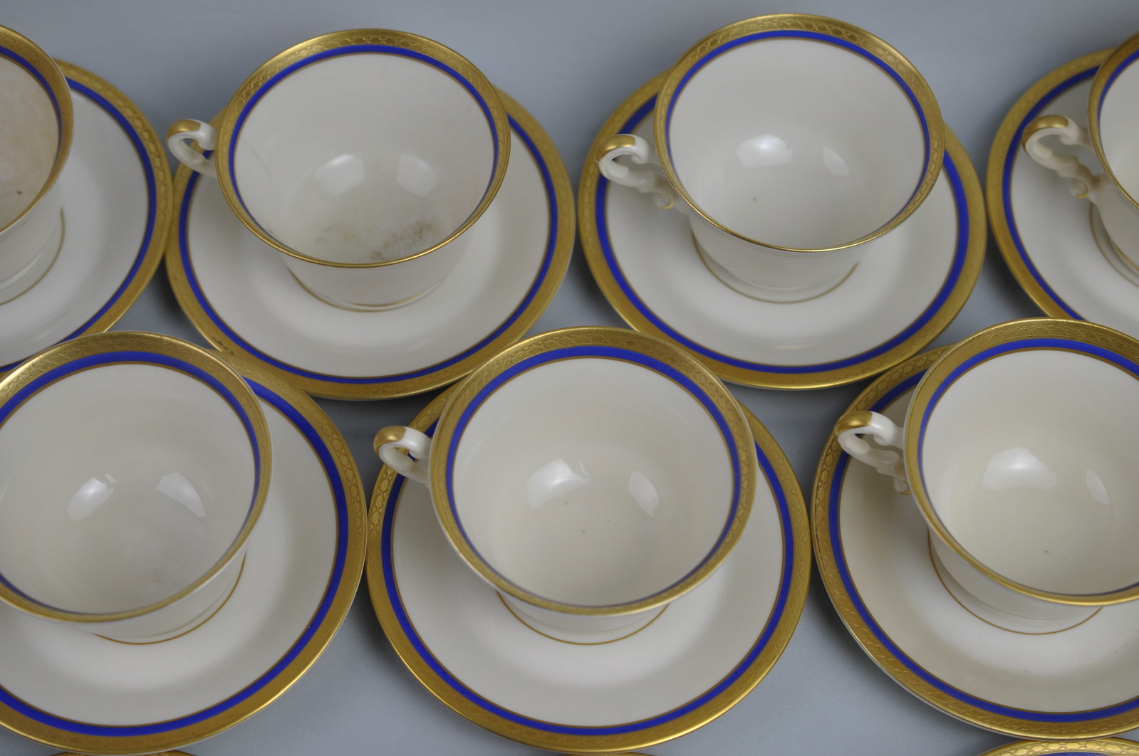 Wayne Syracuse China 19 Teacups & Saucers - 4