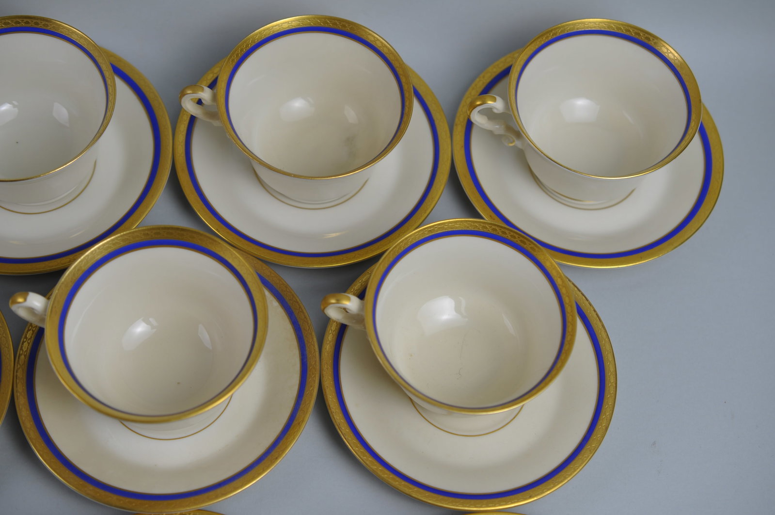 Wayne Syracuse China 19 Teacups & Saucers - 5