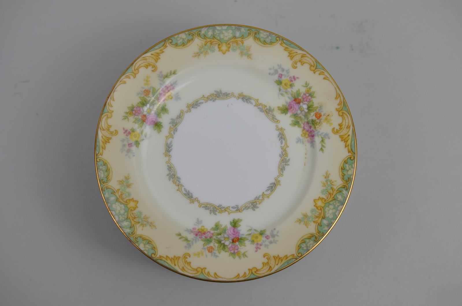 Noritake Jasmine Pattern Dishware China Set - 11