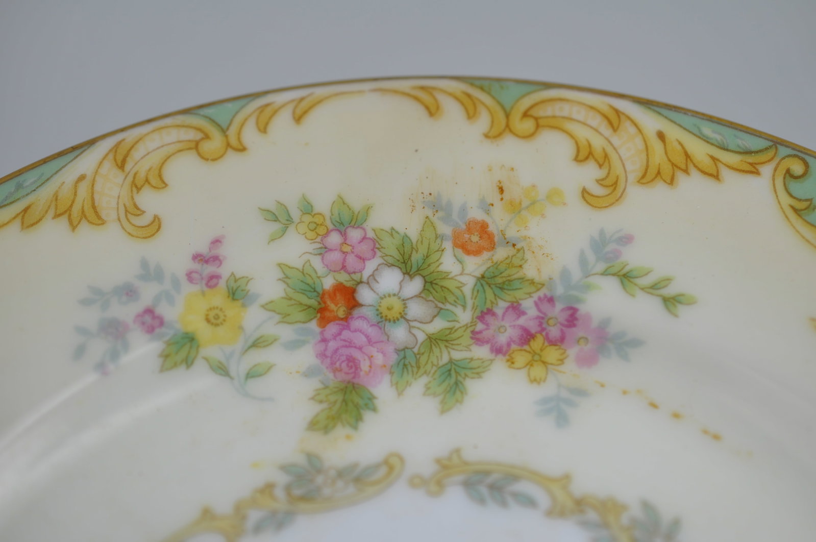 Noritake Jasmine Pattern Dishware China Set - 14