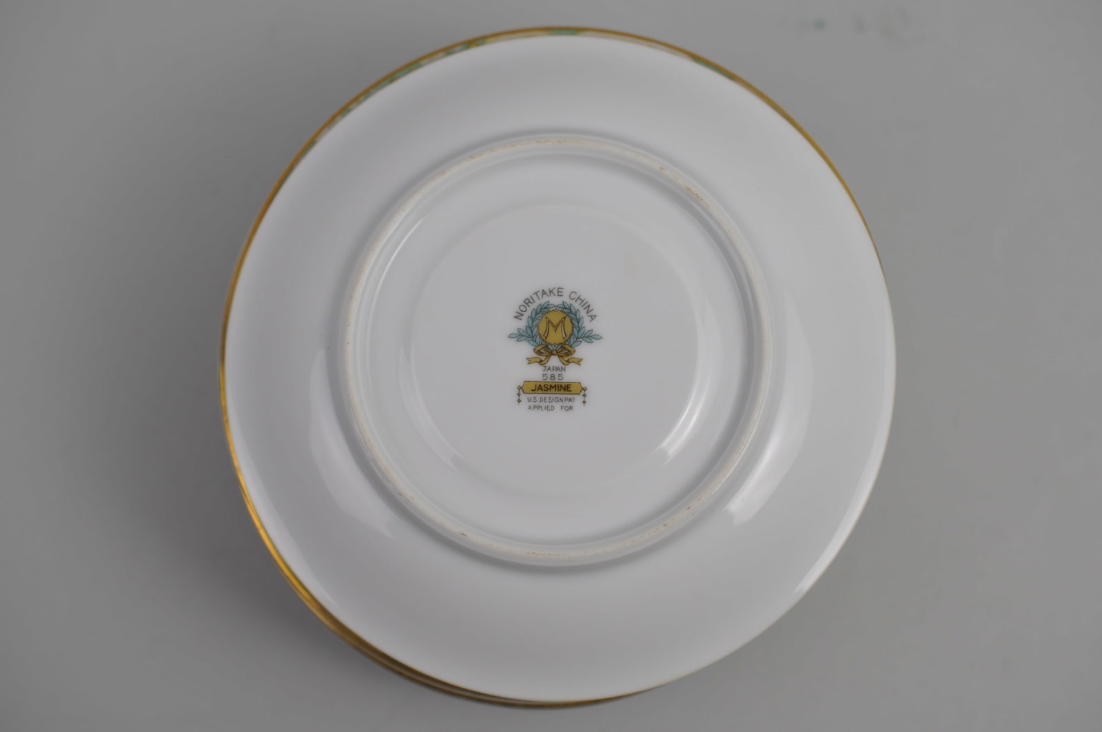 Noritake Jasmine Pattern Dishware China Set - 17