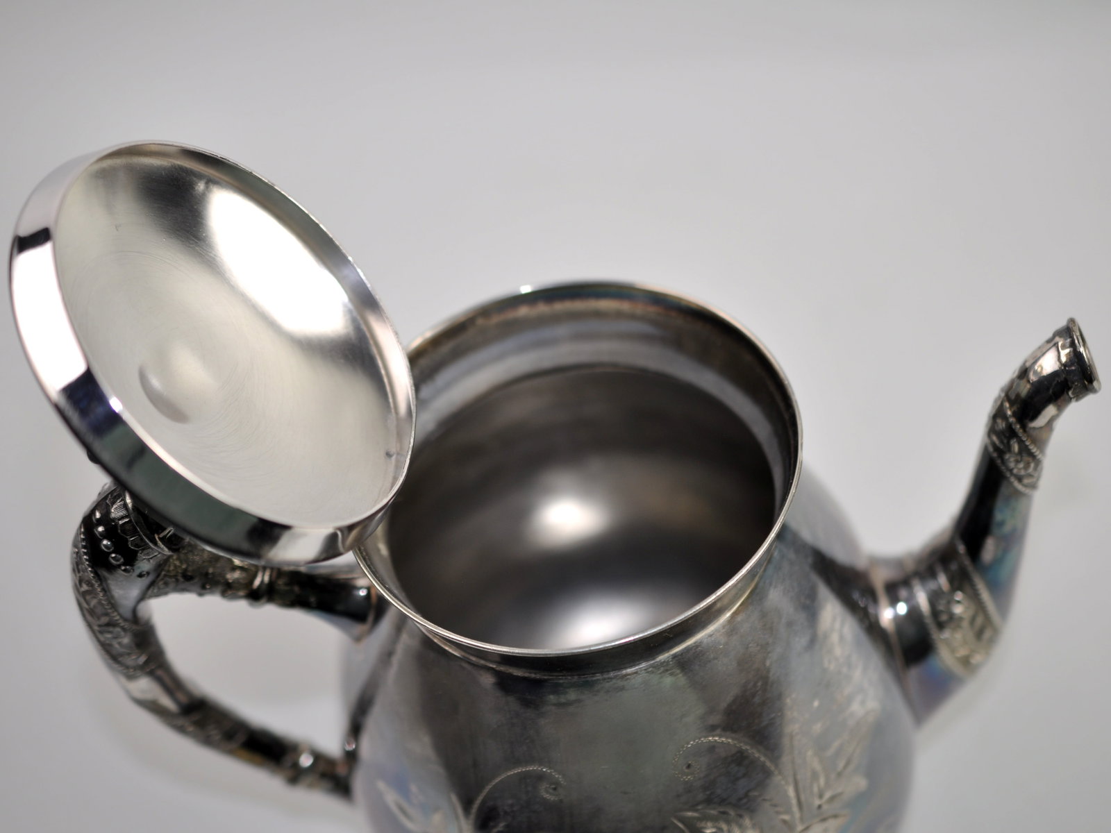 Wm. Rogers Tea Set - 10