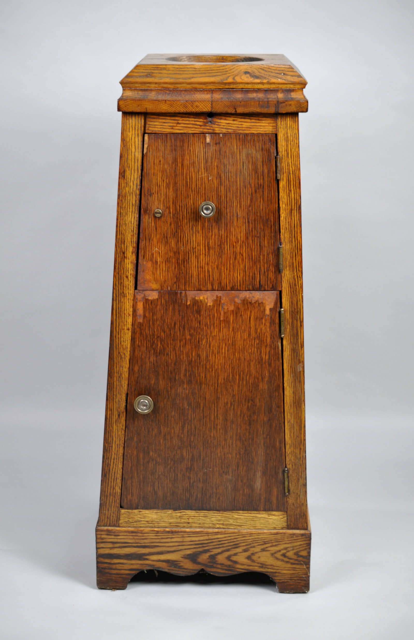 Antique Oak Church Offering/Alms Box Stand (1 of 20)