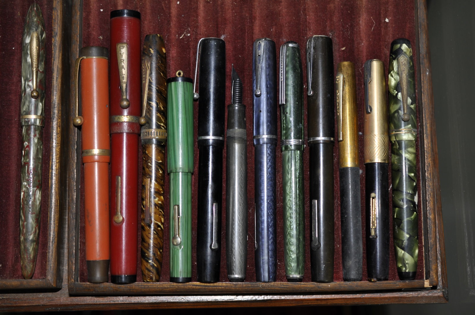 Attributed Aikin Lambert Display w Pens/Boxes - 4