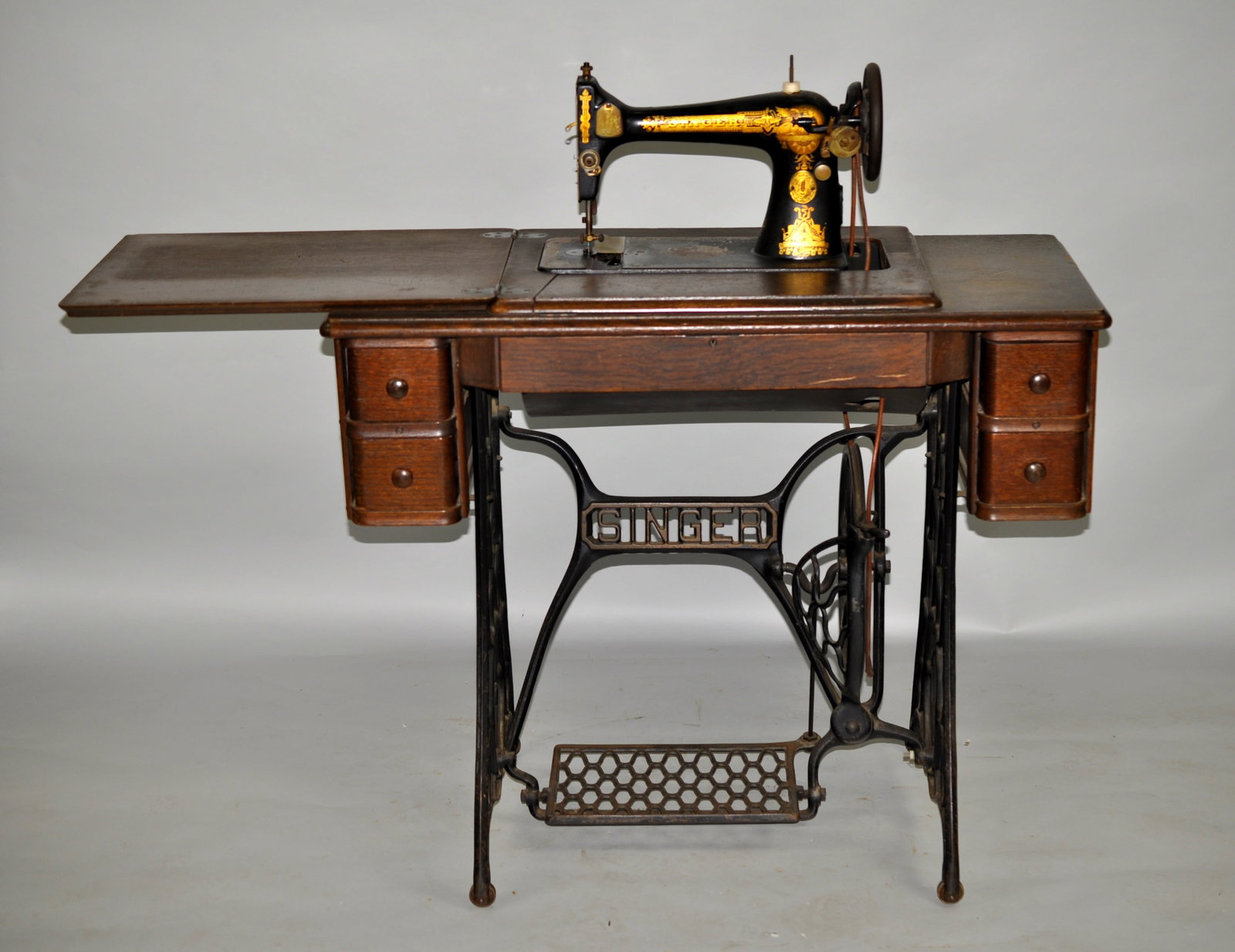 Singer No. 66 Treadle Sewing Machine & Cabinet (1 of 20)