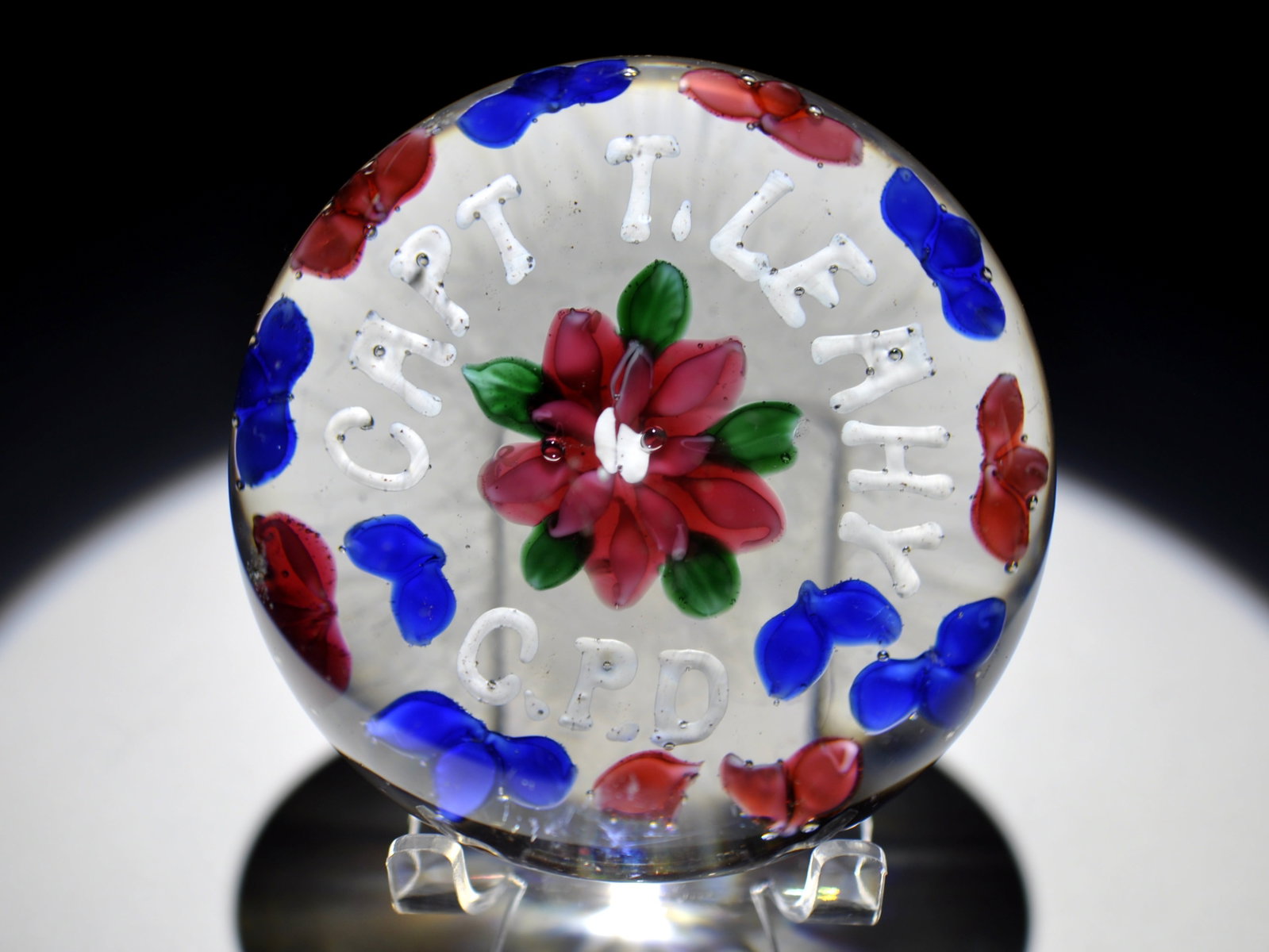 Union Glass Co. Lampwork Custom: Attributed Brand: Union Glass Co. Period: 20th Century Style: Lampwork Custom Base: Clear Diameter: 3.88 in. Weight: 2.75lb Condition: Surface Scratches, Base Wear Additional Information: A central