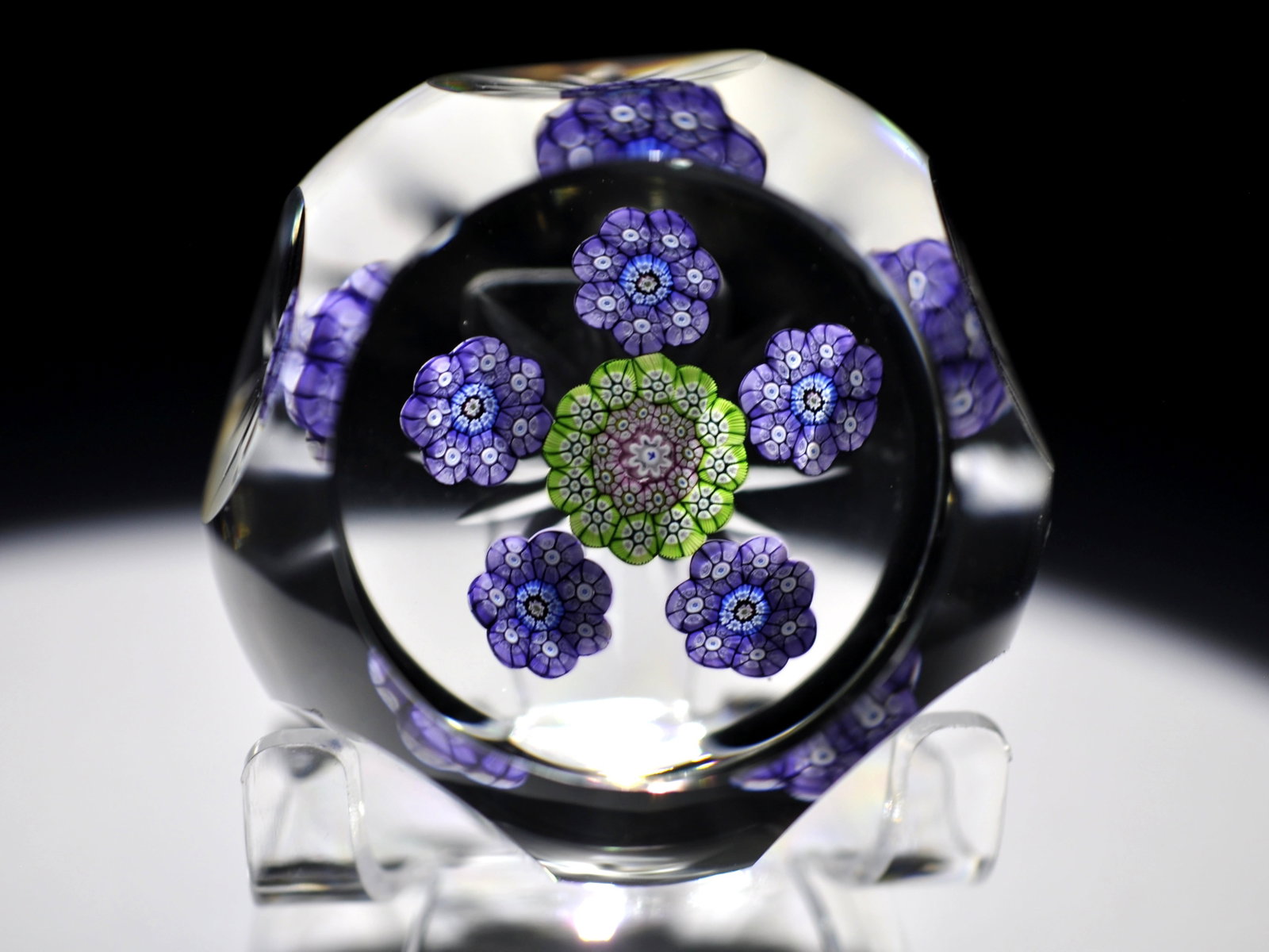 Perthshire 1979 Faceted Millefiori PP14: Attributed Brand: Perthshire, Crieff Scotland Period: