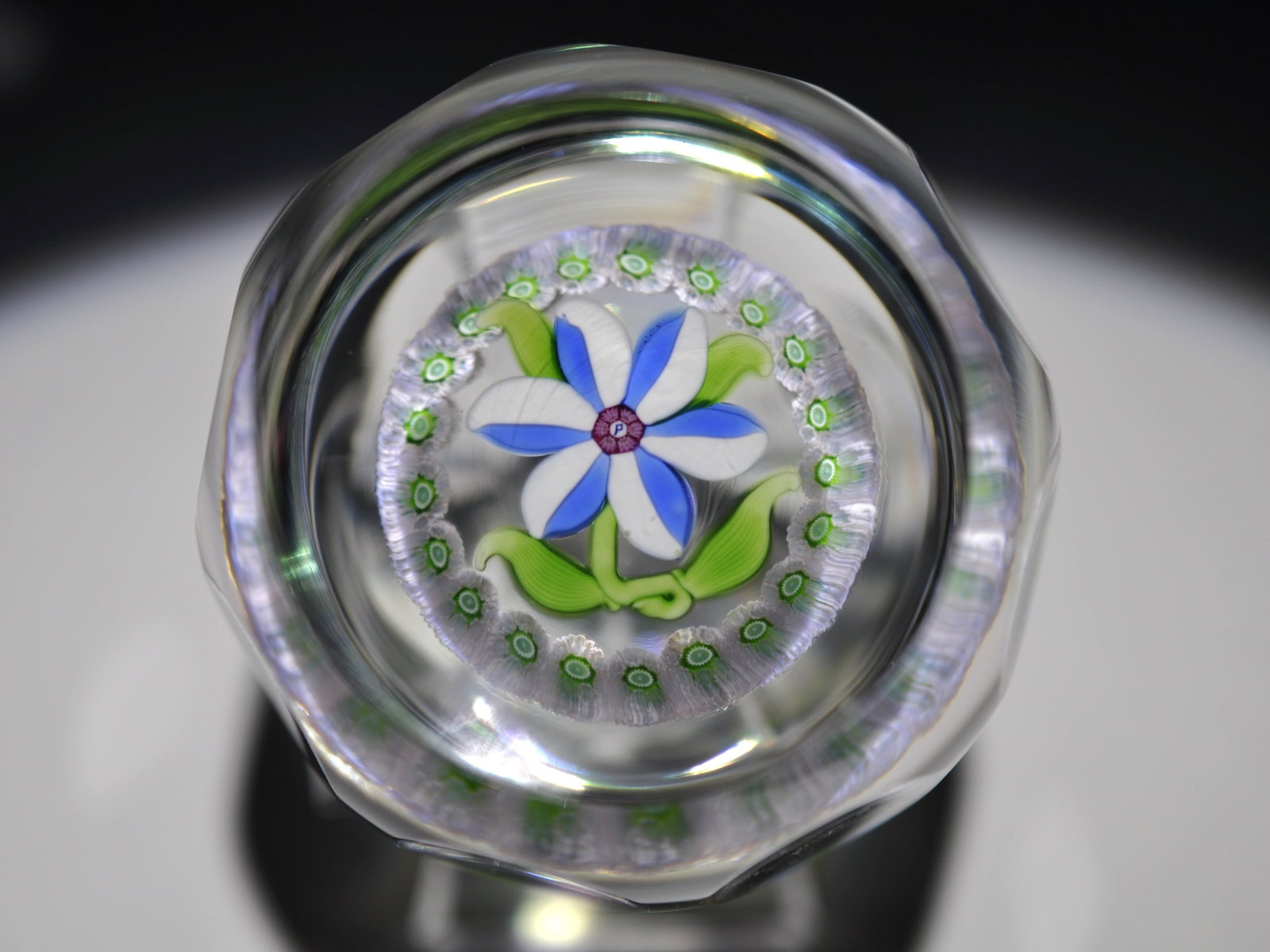 Perthshire 1976c Miniature Flower Weight: Attributed Brand: Perthshire, Crieff Scotland Period: