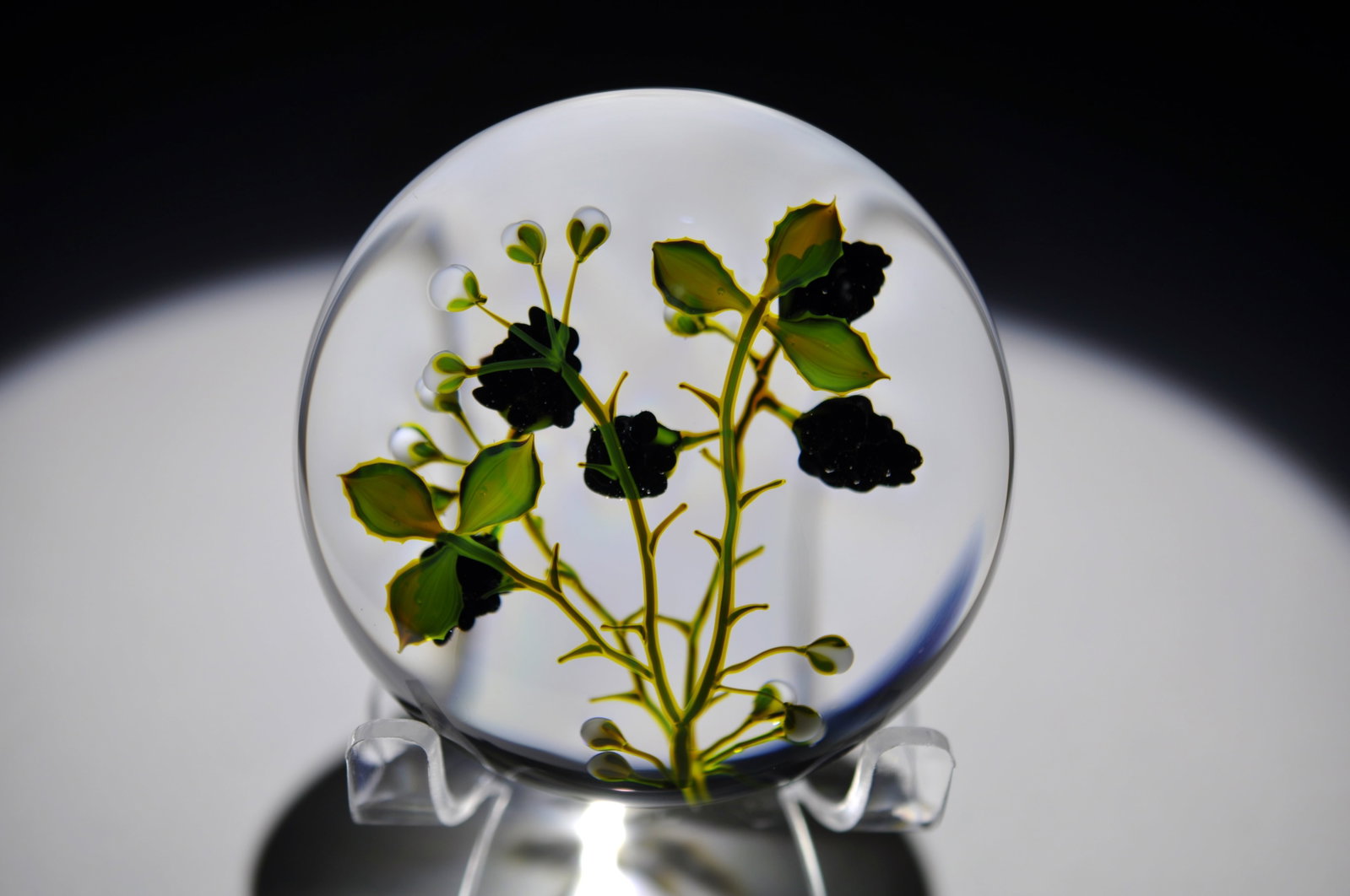 Paul Stankard Blackberries Vine Weight: Attributed Brand: Paul Stankard Period: