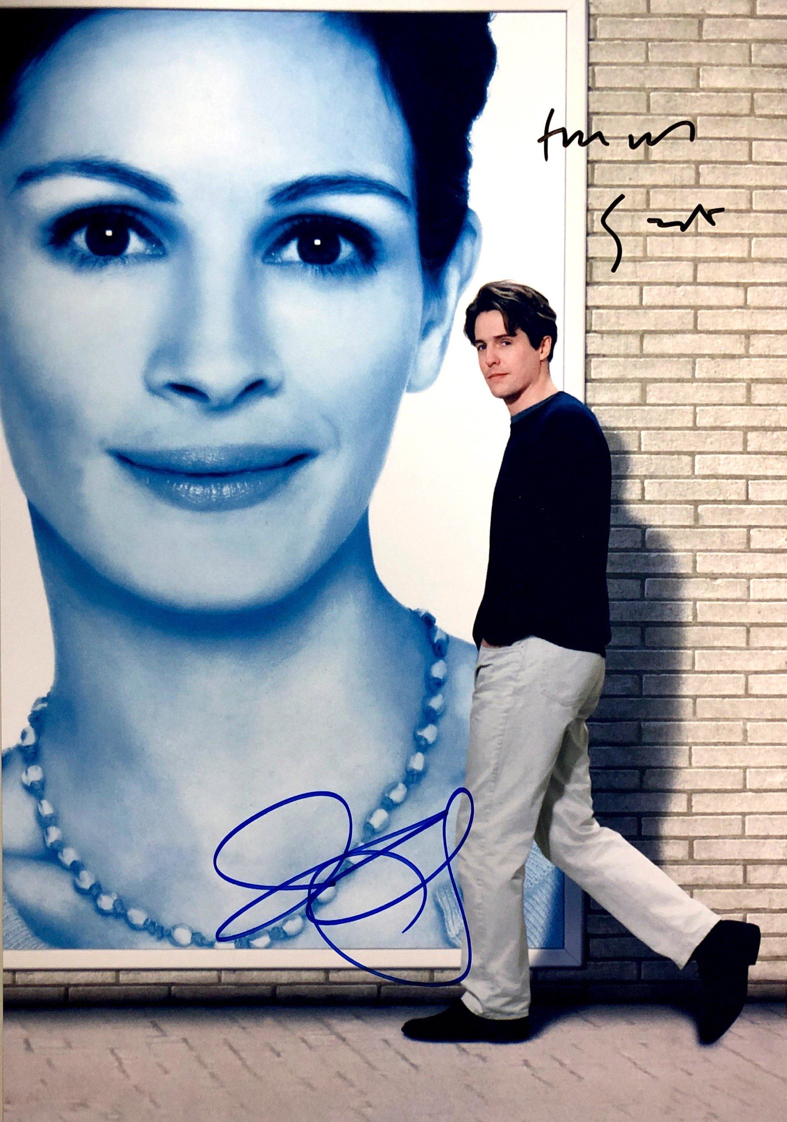 Hugh Grant Julia Roberts Autograph Signed Notting Hill: Category: Autograph Photo CollectiblesSize: Width 8 inches x Height 10 inchesAutograph Includes: Julia Roberts, Hugh GrantItem is in great condition with no damage, unframedIf image of documentation i