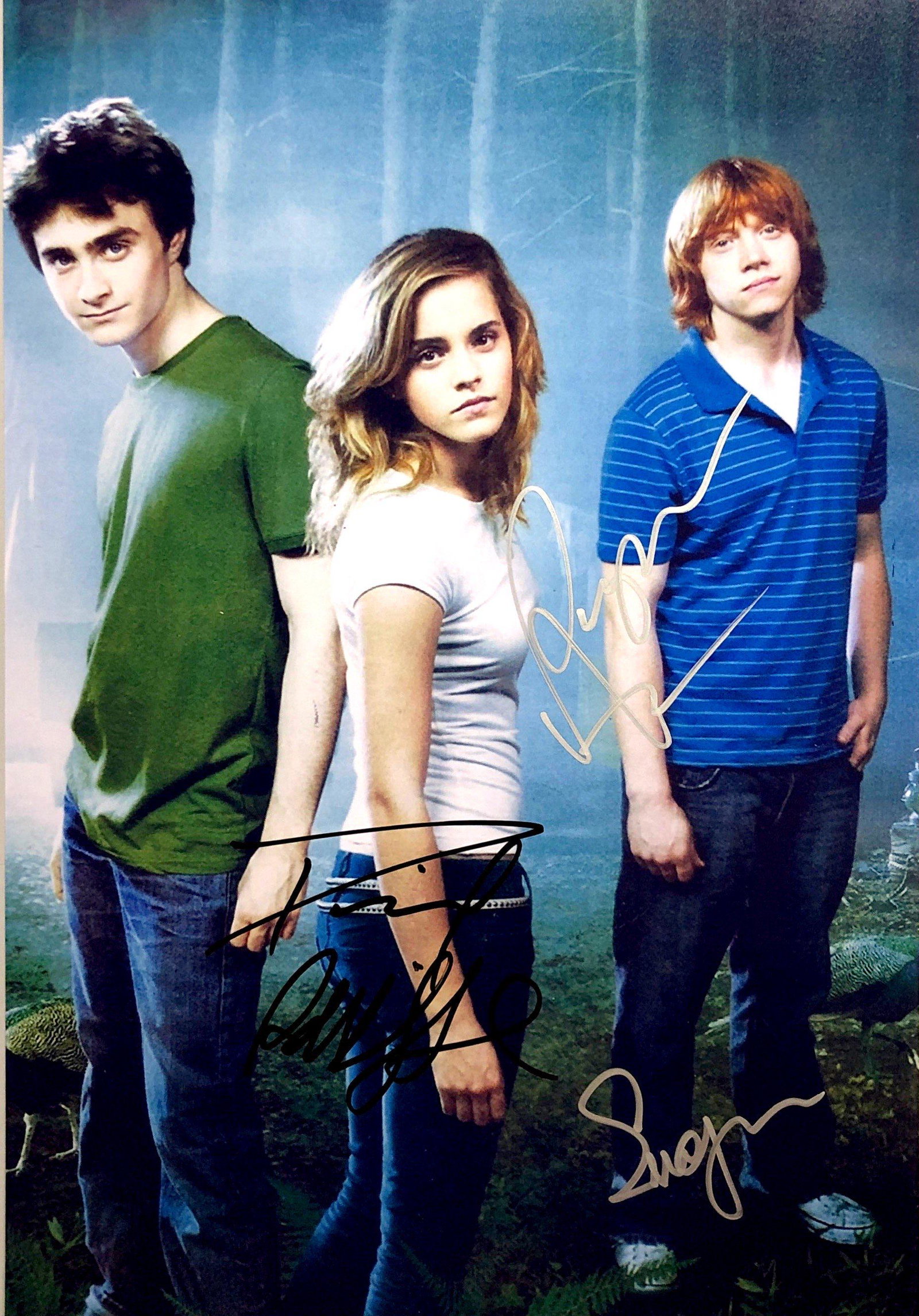 Daniel Radcliffe Rupert Grint Autograph Signed Harry: Category: Autograph Photo CollectiblesSize: Width 8 inches x Height 10 inchesAutograph Includes: Daniel Radcliffe, Emma Watson, Rupert GrintItem is in great condition with no damage, unframedIf image 
