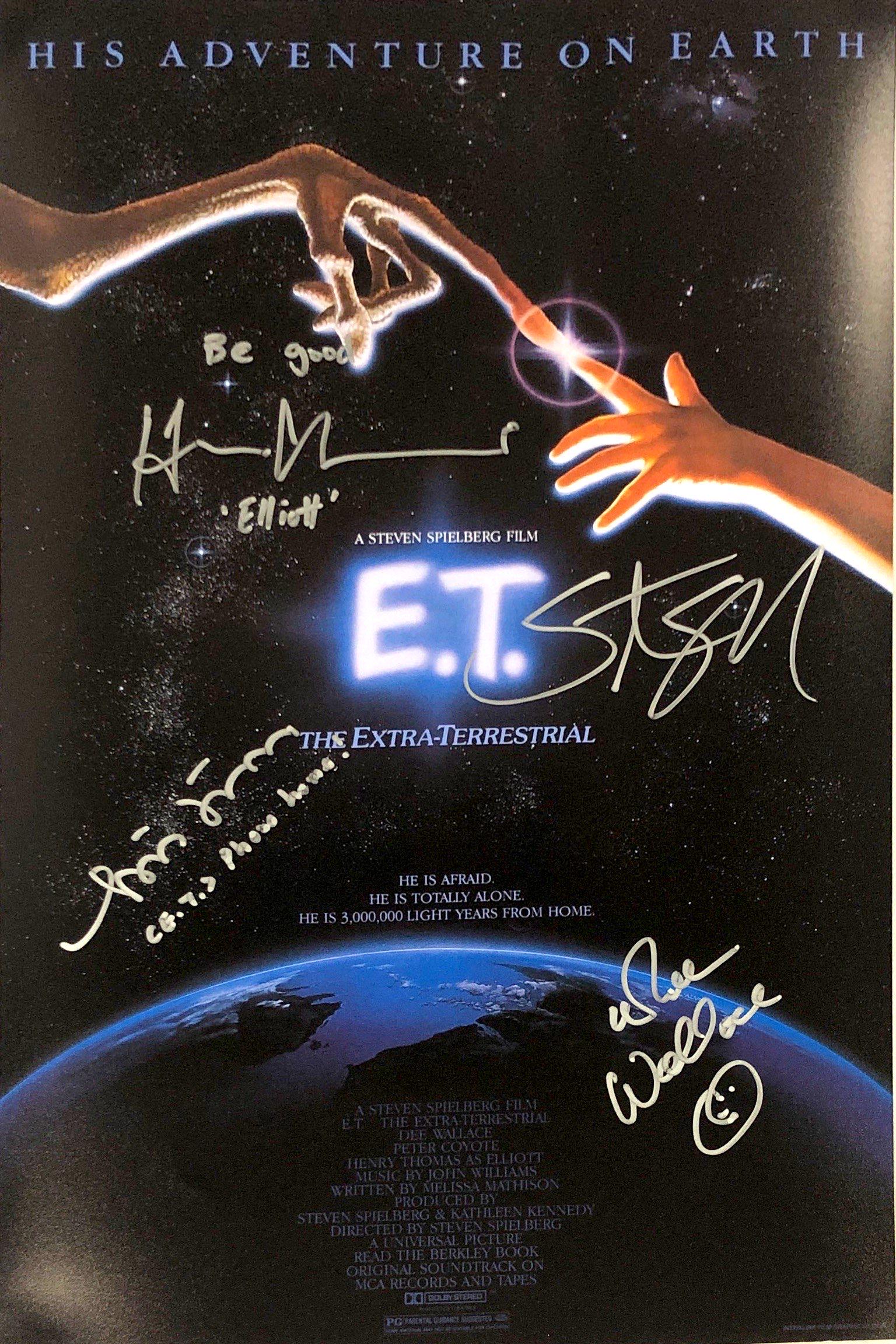 Steven Spielberg Autograph Signed ET Poster: Category: Autograph CollectiblesSize: Width 16 inches x Height 11 inchesAutograph Includes: Steven Spielberg, Dee Wallace, Henry Thomas, Matthew De MerittItem is in great condition with no damage, unf
