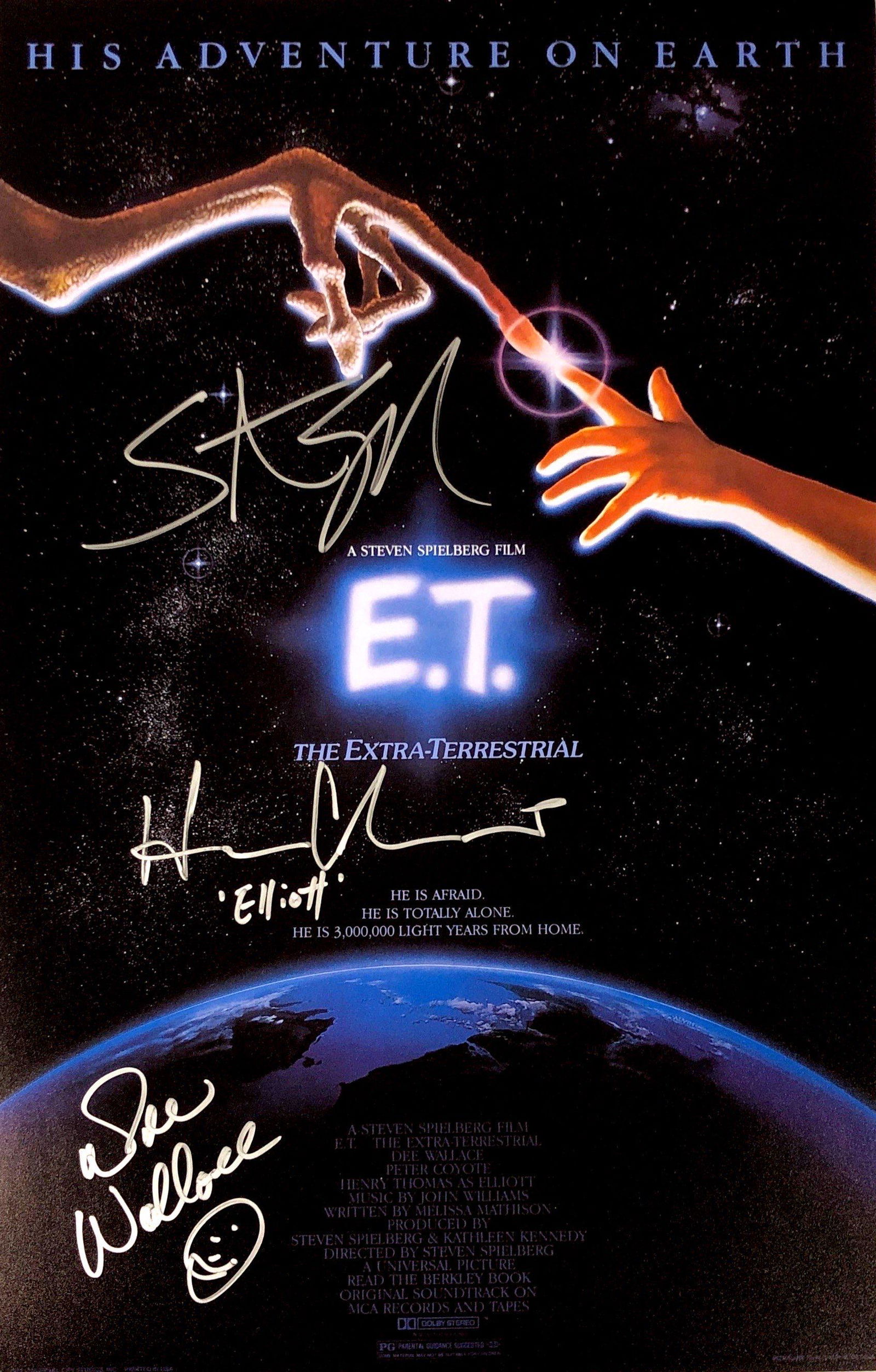 Steven Spielberg Dee Wallace Autograph Signed ET Poster: Category: Autograph CollectiblesSize: Width 16 inches x Height 11 inchesAutograph Includes: Steven Spielberg, Dee Wallace, Henry ThomasItem is in great condition with no damage, unframedIf image of do