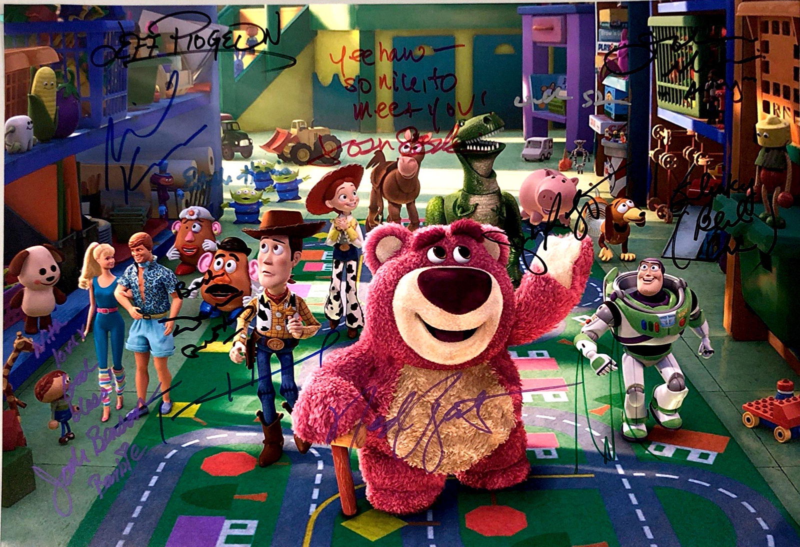 Tom Hanks Autograph Signed Toy Story 3 Poster: Category: Autograph CollectiblesSize: Width 16 inches x Height 23 inchesAutograph Includes: Tom Hanks, Tim Allen, Joan Cusack, Ned Beatty, Don Rickles, Michael Keaton, Wallace Shawn, John Ratzenbrger,