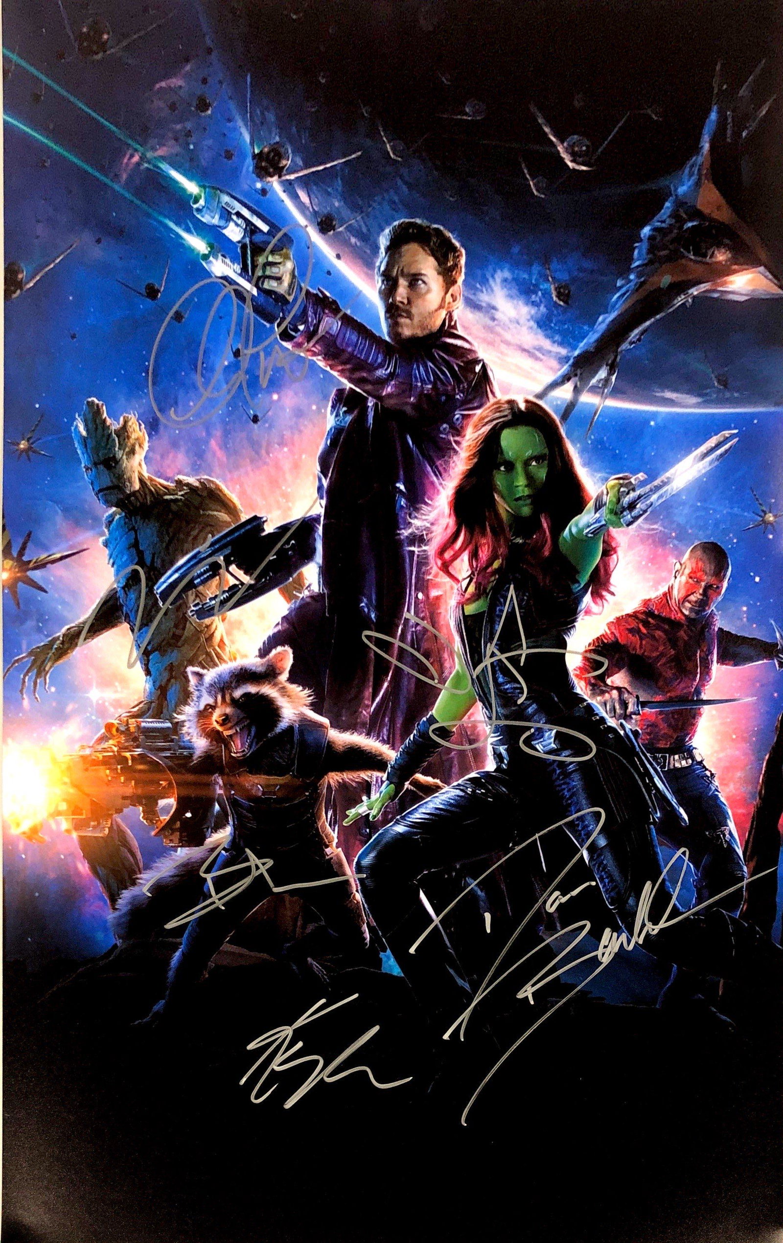 Chris Hemsworth Autograph Signed Thor Poster: Category: Autograph CollectiblesSize: Width 16 inches x Height 23 inchesAutograph Includes: Chris Pratt, Zoe Saldana, Dave Bautista, Vin Diesel, Bradley Cooper, Karen GillanItem is in great condition 