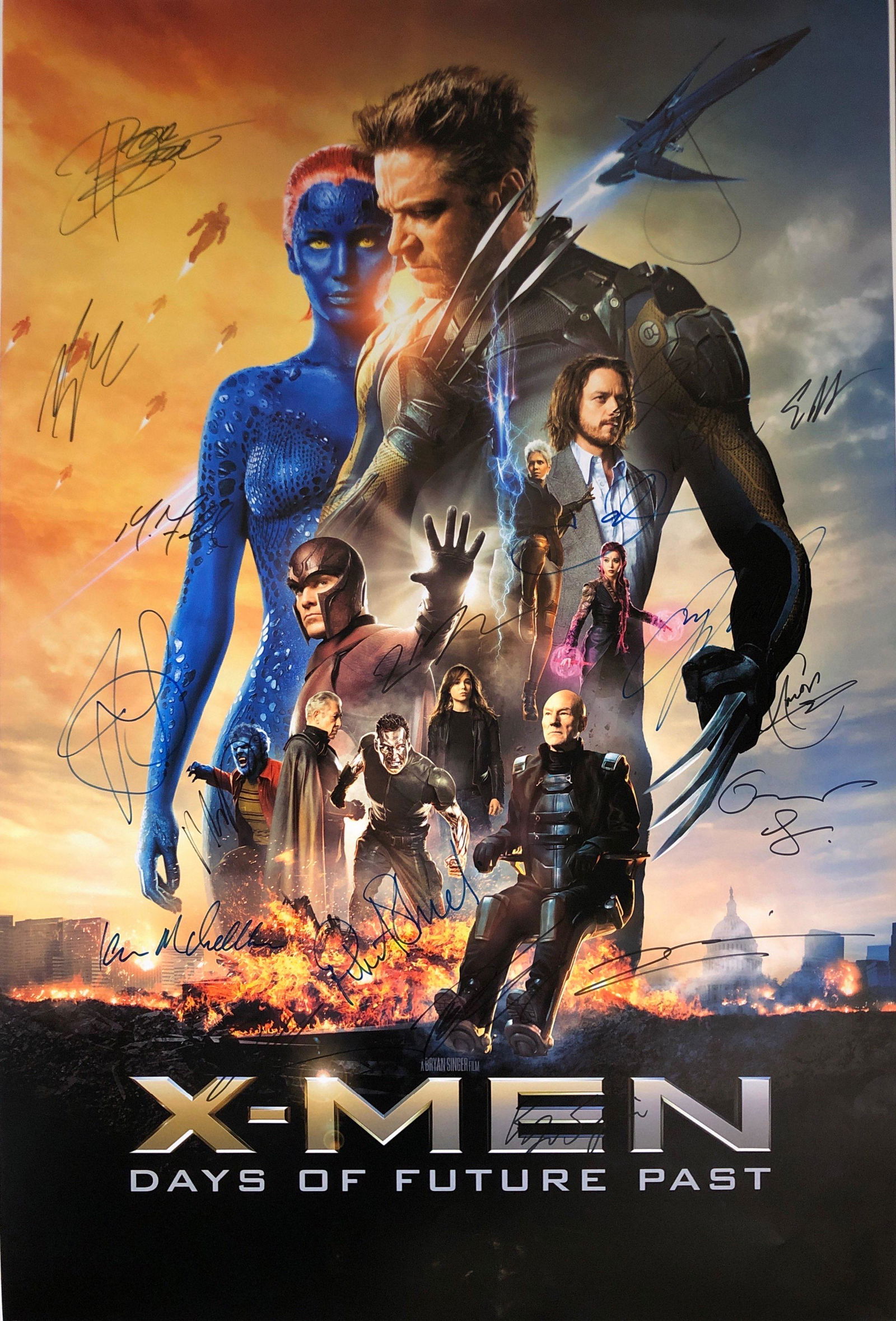 Jennifer Lawrence Autograph Signed Xmen Days of Future: Category: Autograph CollectiblesSize: Width 24 inches x Height 36 inchesAutograph Includes: Jennifer Lawrence, Halle Berry, Patrick Stewart, Ian McKellan, James McAvoy, Michael Fassbender, Nicholas Ho