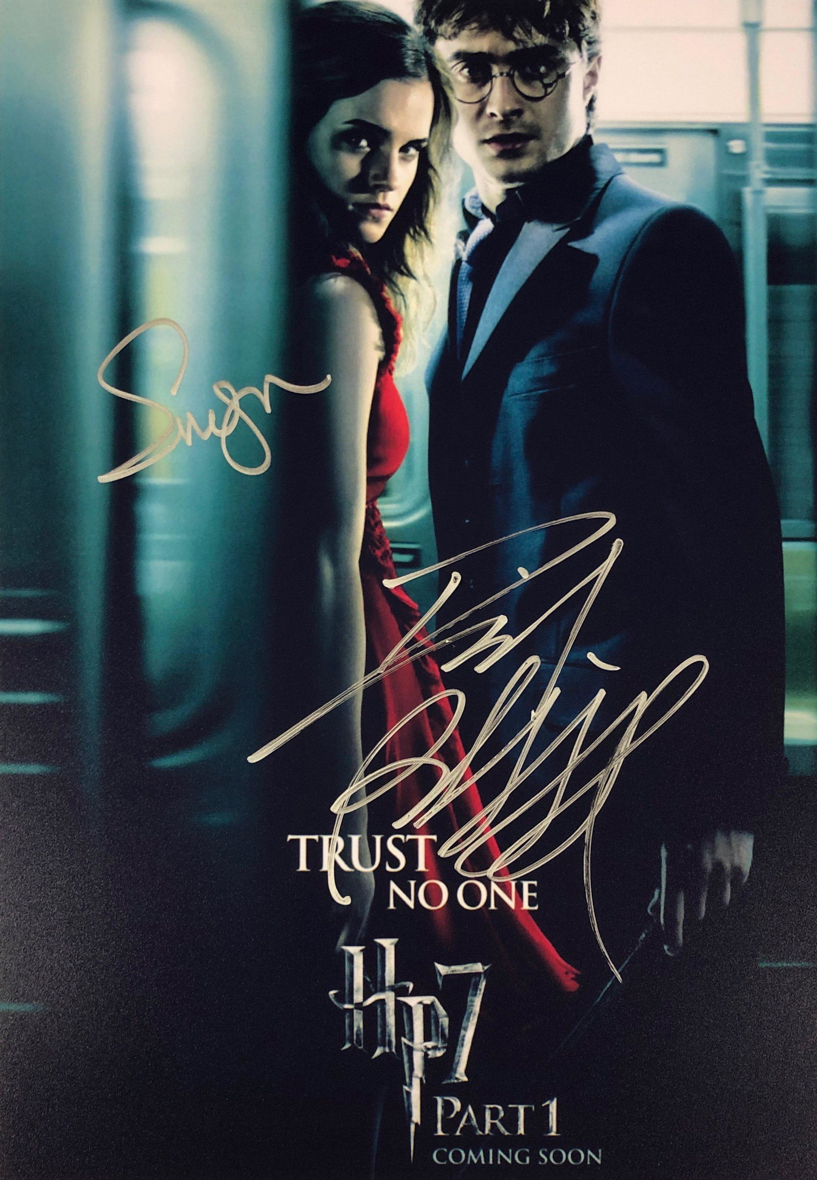 Harry Potter Photo Emma Watson Autographed Signed: Category: Autograph Photo CollectiblesItem is in great condition with no damage, unframed If image of documentation is not attached in the listing, the lot is sold without documents. Please review our