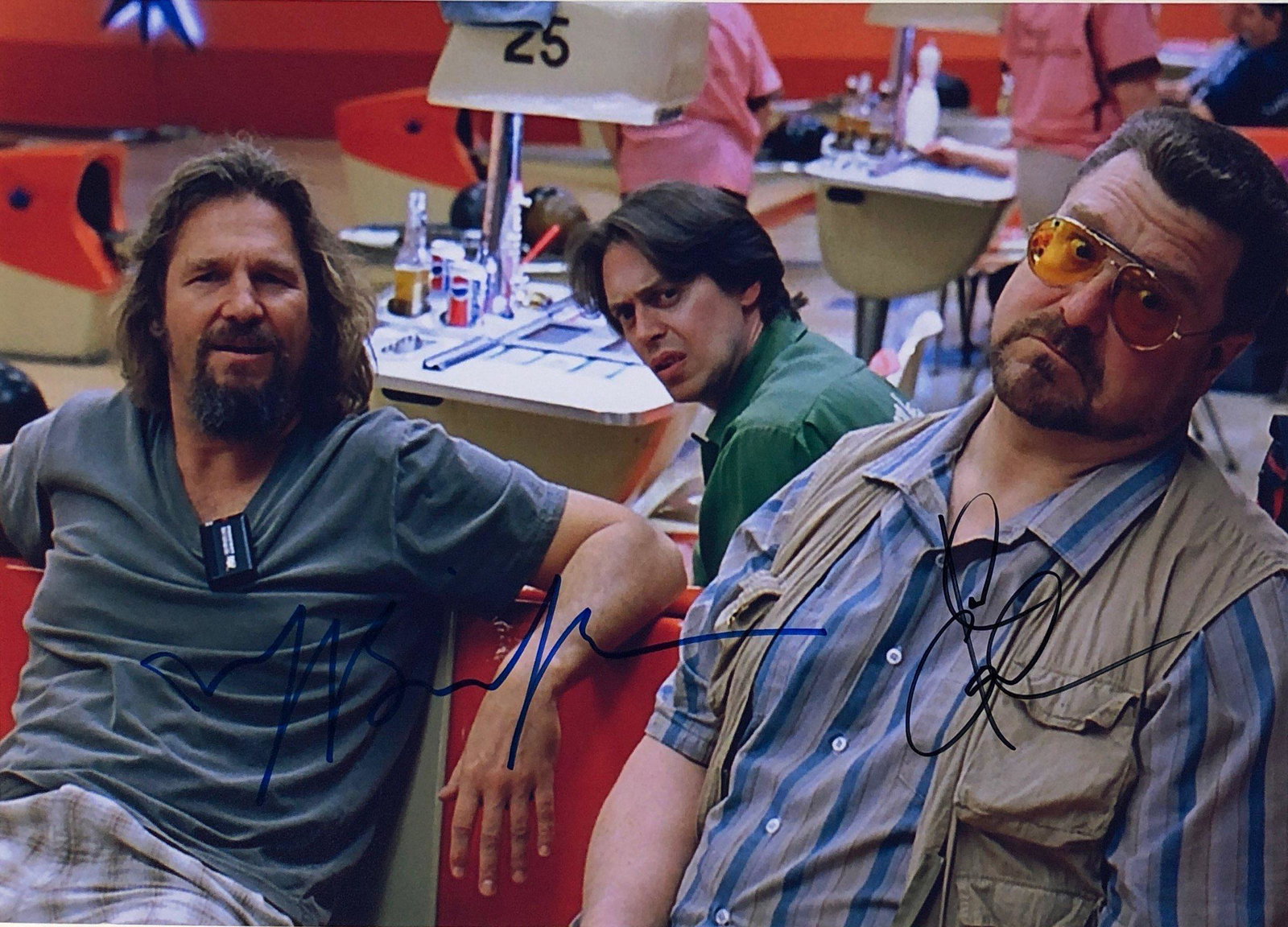 Big Lebowski Jeff Bridges John Goodman Photo: Category: Autograph Photo CollectiblesItem is in great condition with no damage, unframed If image of documentation is not attached in the listing, the lot is sold without documents. Please review our