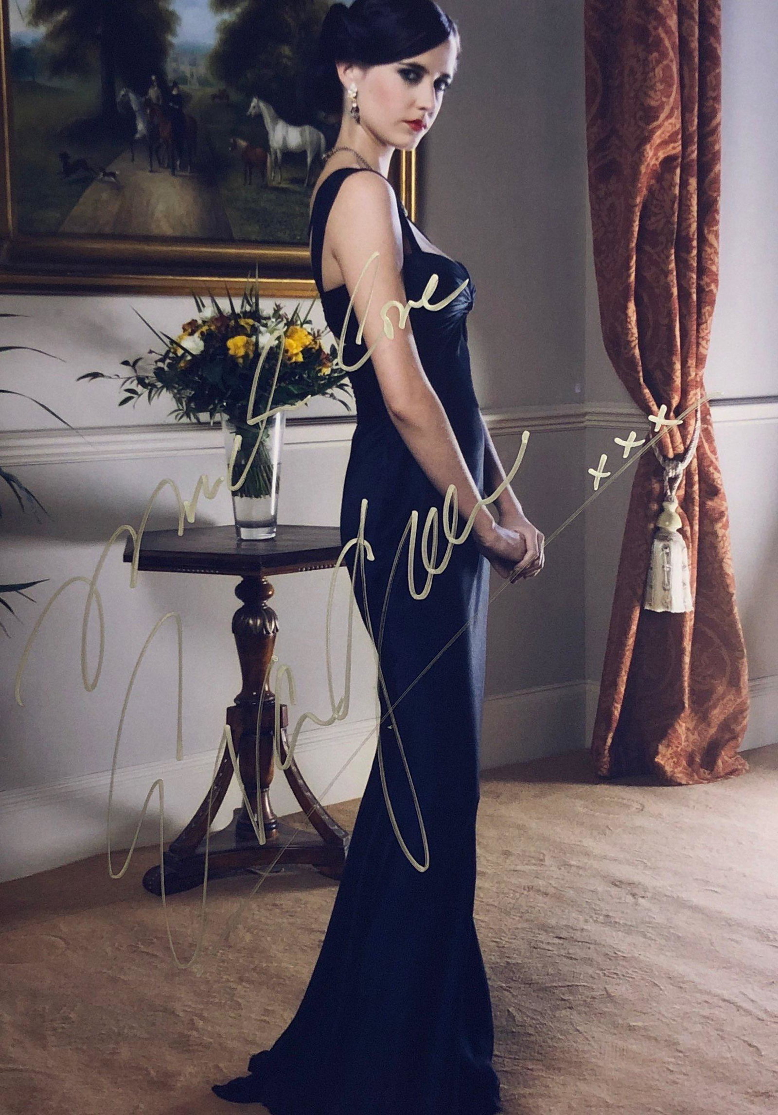 James Bond 007 Casino Royale Signed Photo: Autographed by:Eva GreenSize: 8" x 10"Authentication Code: PC38120Item is in great condition with no damage, unframed If image of documentation is not attached in the listing, the lot is sold without 