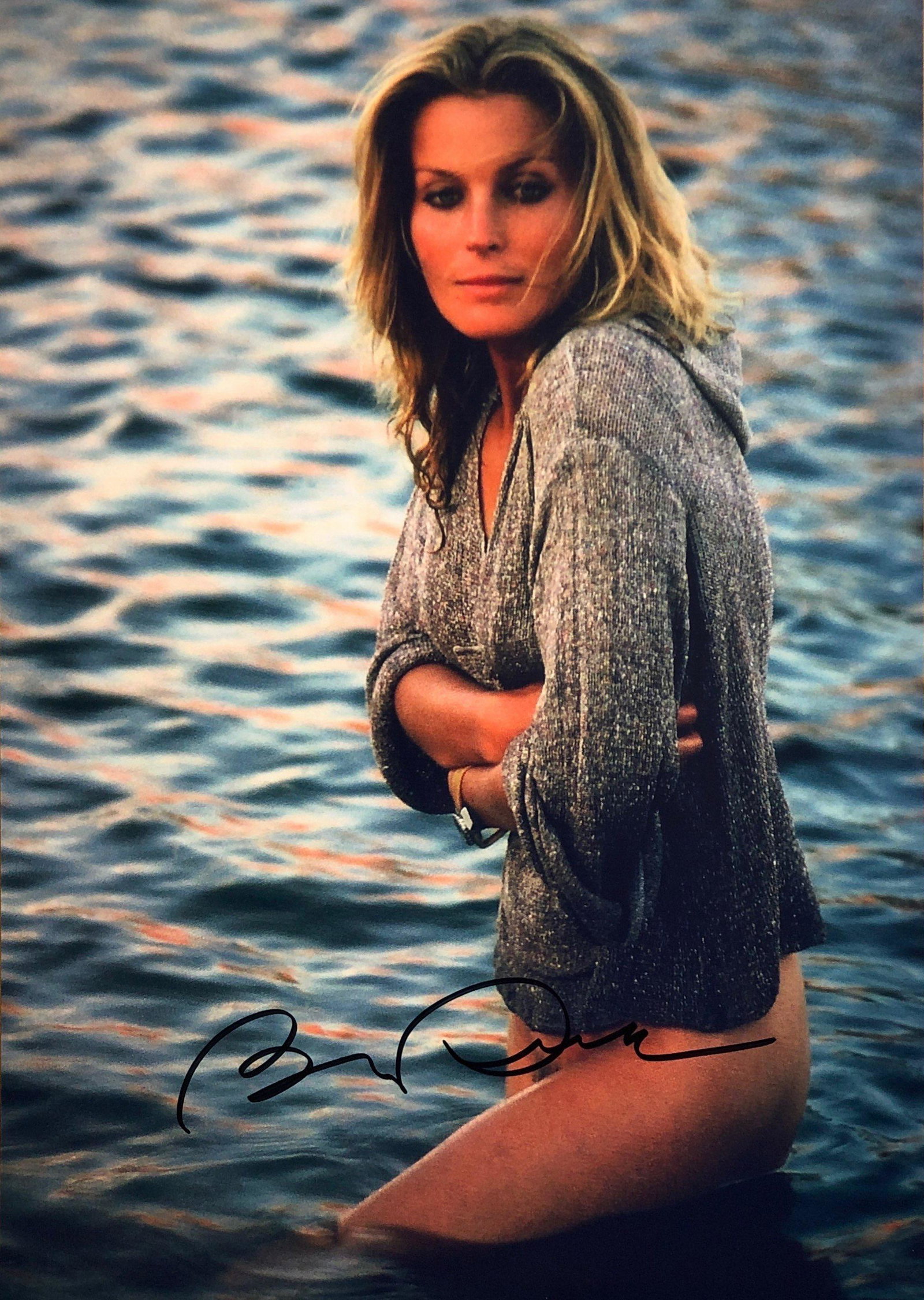 Bo Derek Signed Photo: Autographed by:Bo DerekSize: 8" x 10"Authentication Code: PC38076Item is in great condition with no damage, unframed If image of documentation is not attached in the listing, the lot is sold without d