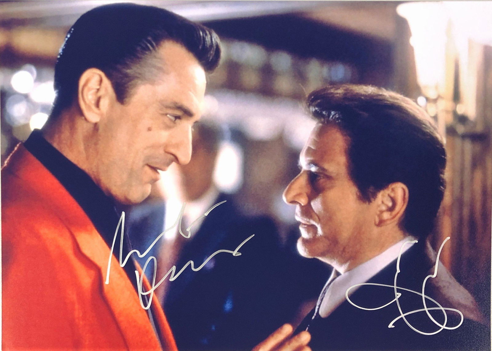 Casino Robert De Niro Signed Photo: Autographed by:Robert De Niro, Joe PesciSize: 8" x 10"Authentication Code: PC25547Item is in great condition with no damage, unframed If image of documentation is not attached in the listing, the lot
