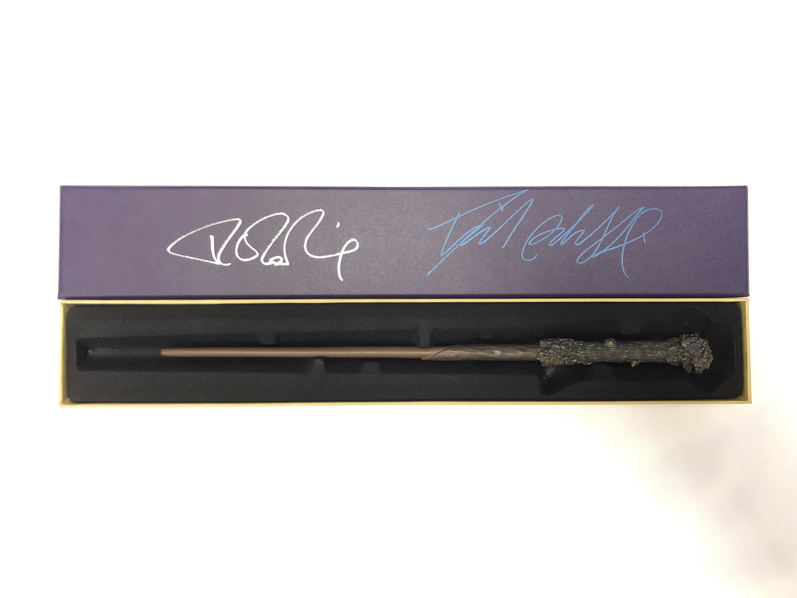 Harry Potter Daniel Radcliffe Signed Wand: Autographed by:J.K. Rowling, Daniel RadcliffeAuthentication Code: MP32476Item is in great condition with no damage, unframed If image of documentation is not attached in the listing, the lot is sold w